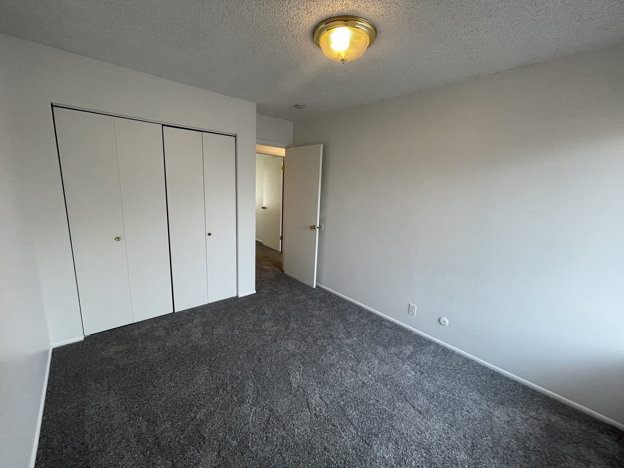 Bountiful Townhome: 898 W 4100 S