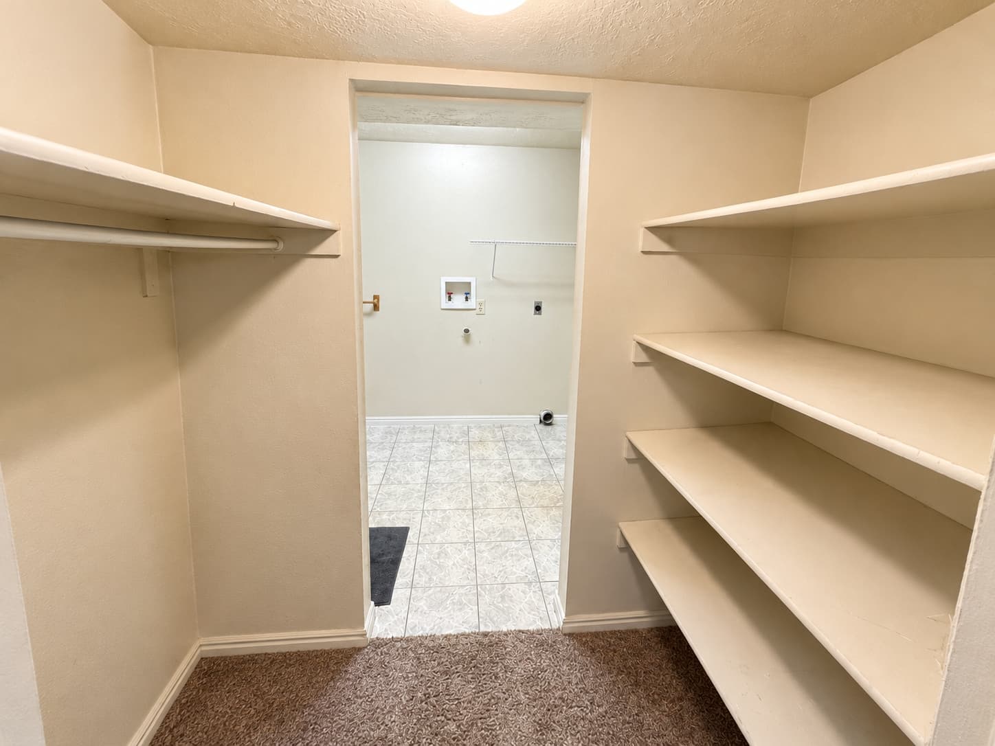 Bountiful Townhome: 393 W 200 N