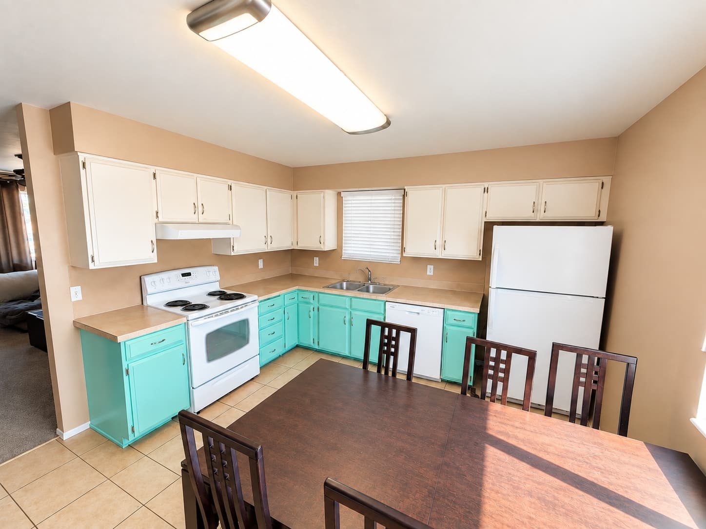 Orem Single Room: 811 S 75 E