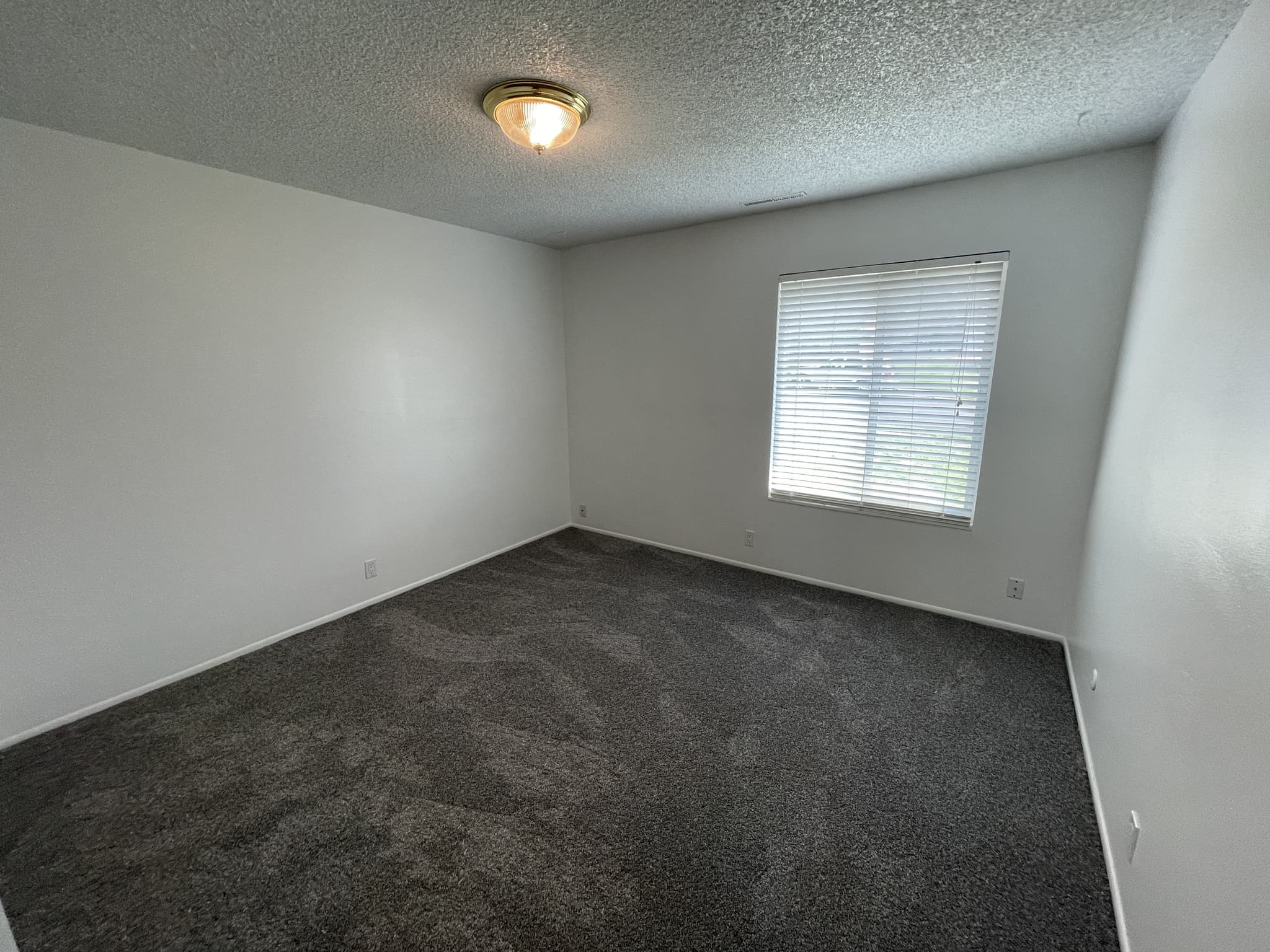Bountiful Townhome: 898 W 4100 S