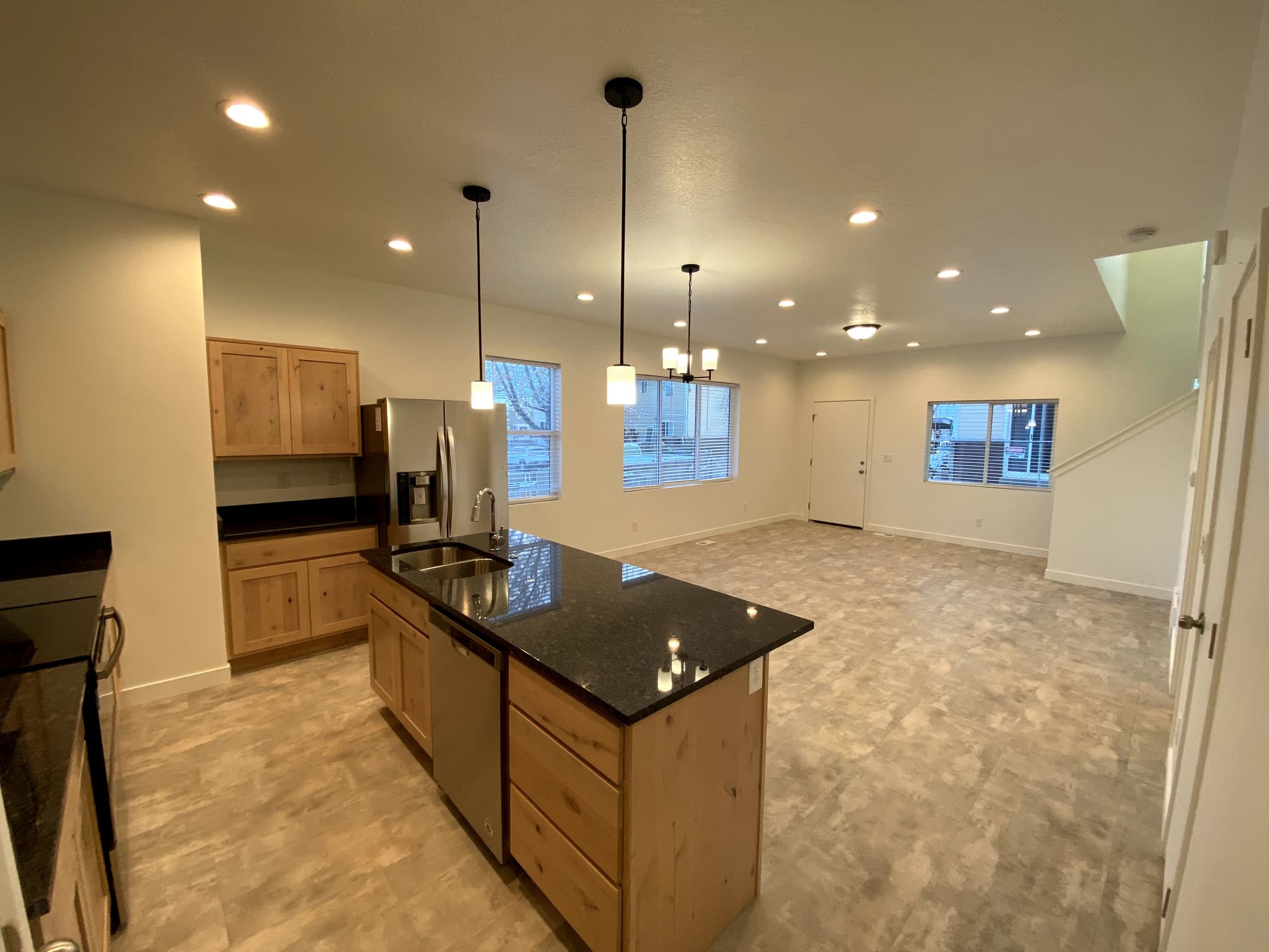 Bountiful Townhome: 437 W 200 N