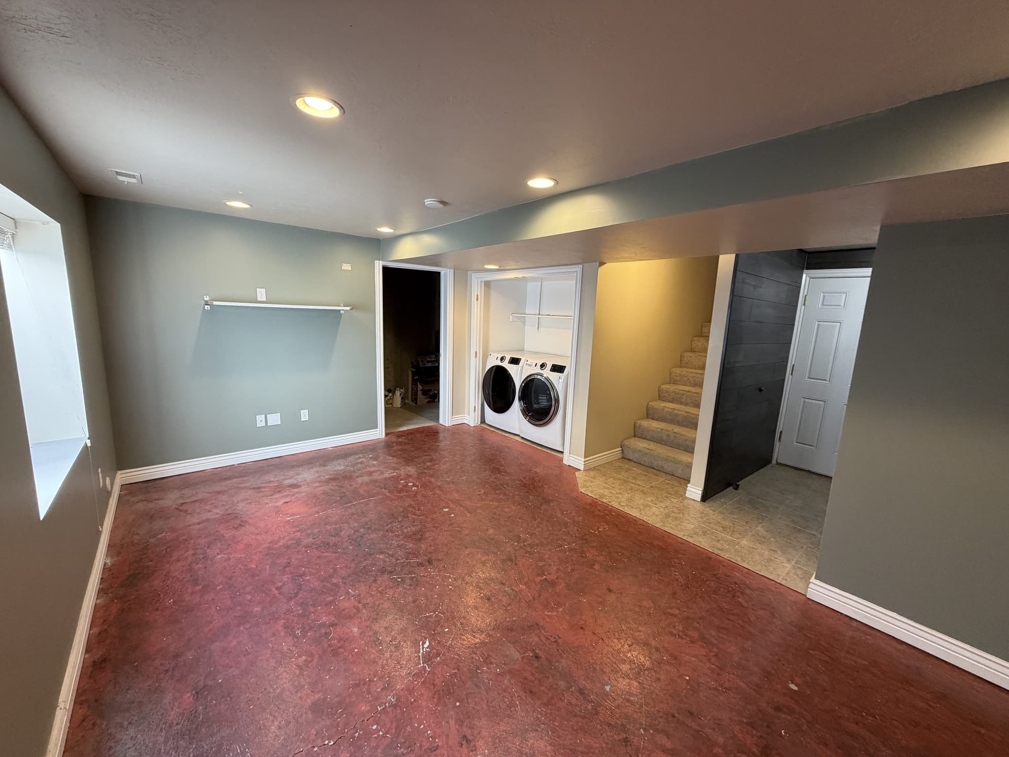 Draper House: 438 E Parowan Way