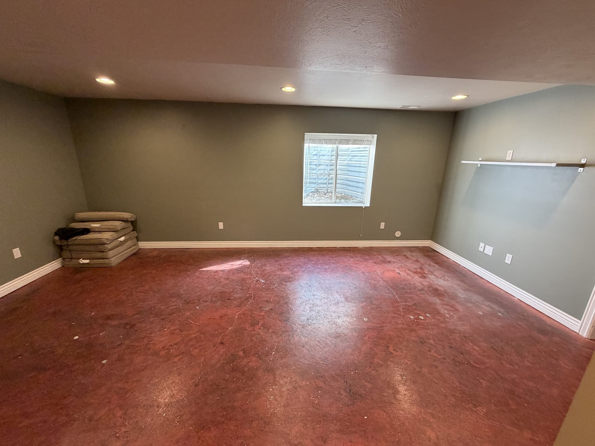 Draper House: 438 E Parowan Way