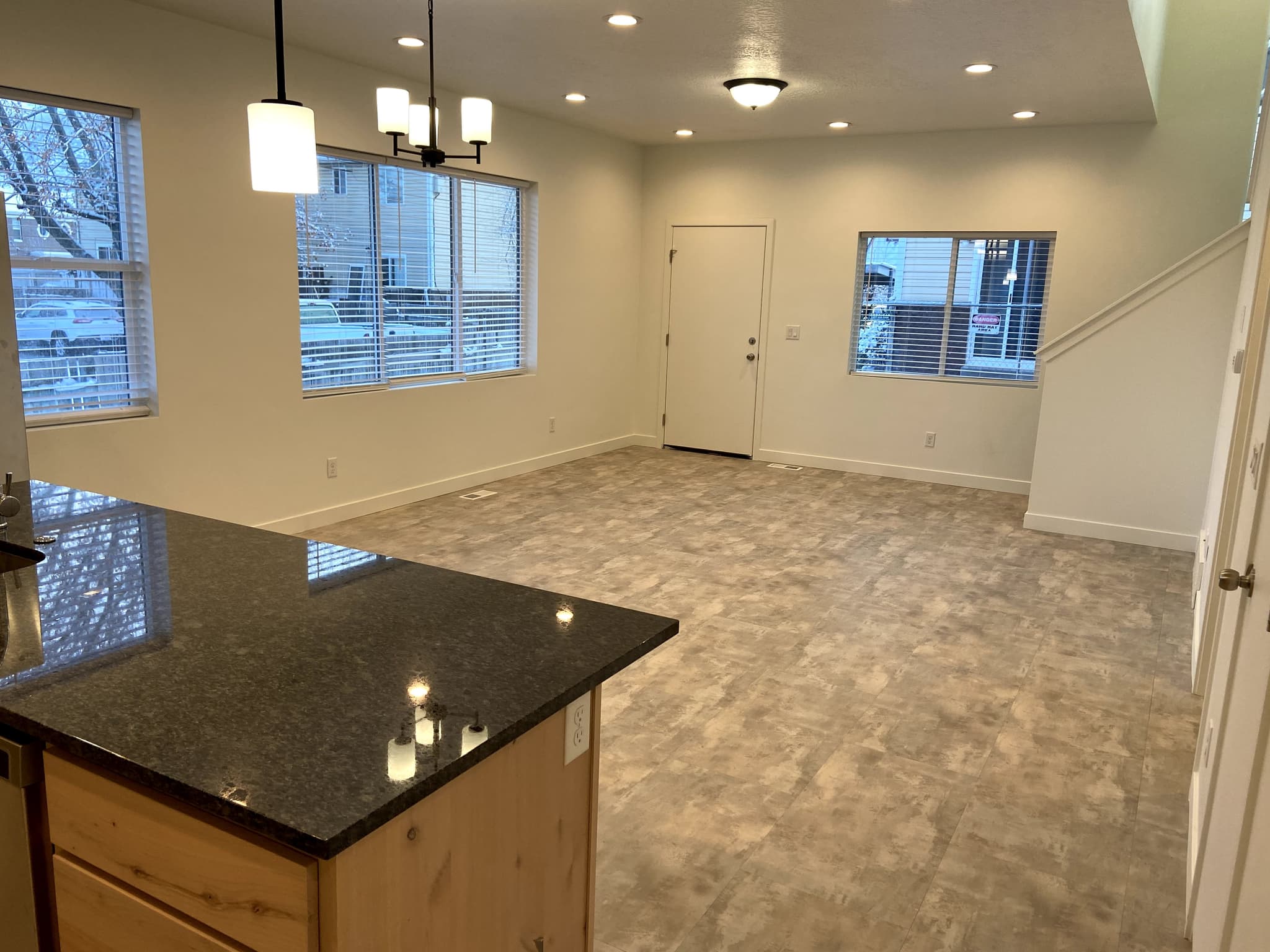 Bountiful Townhome: 437 W 200 N