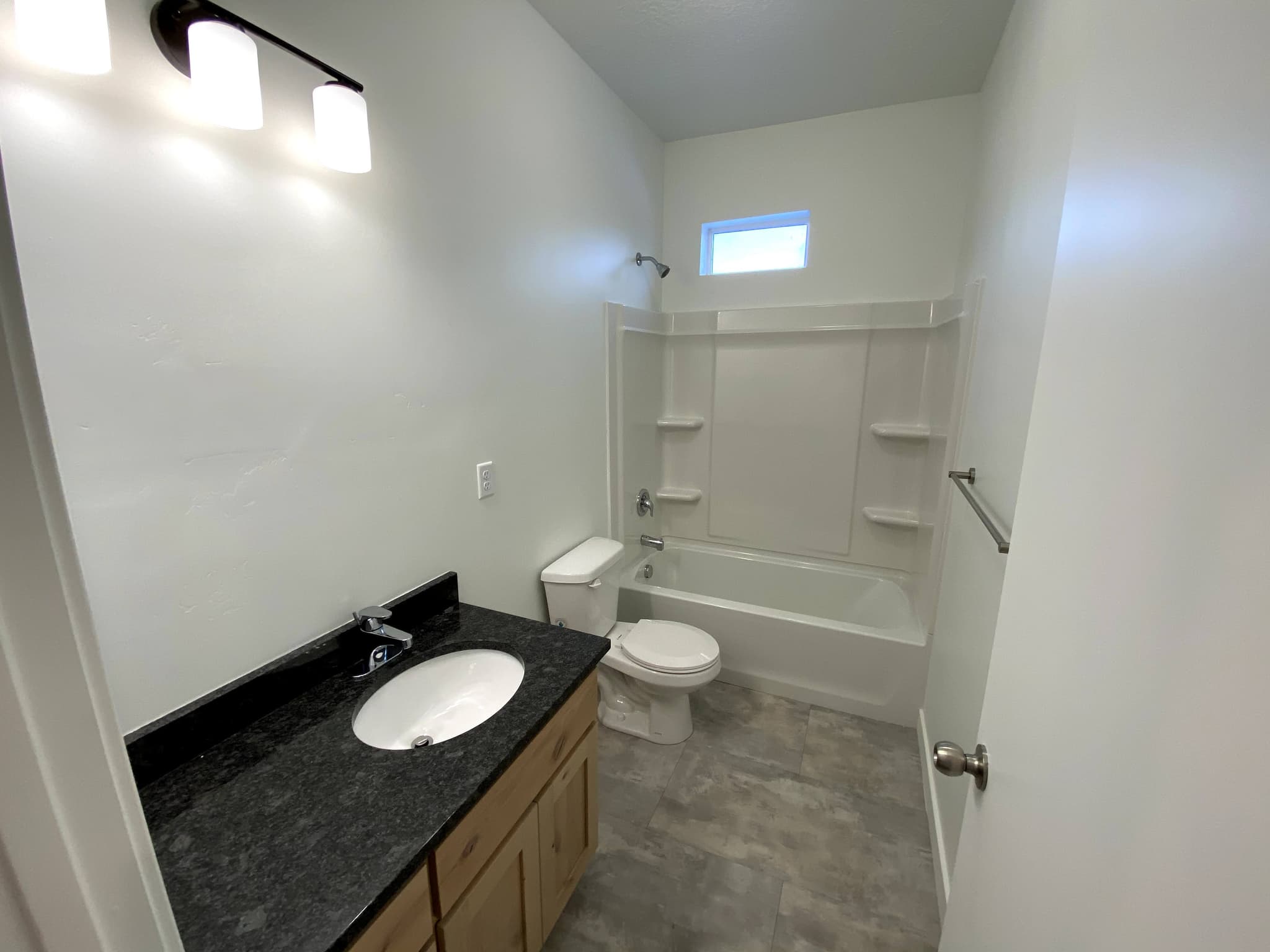 Bountiful Townhome: 437 W 200 N