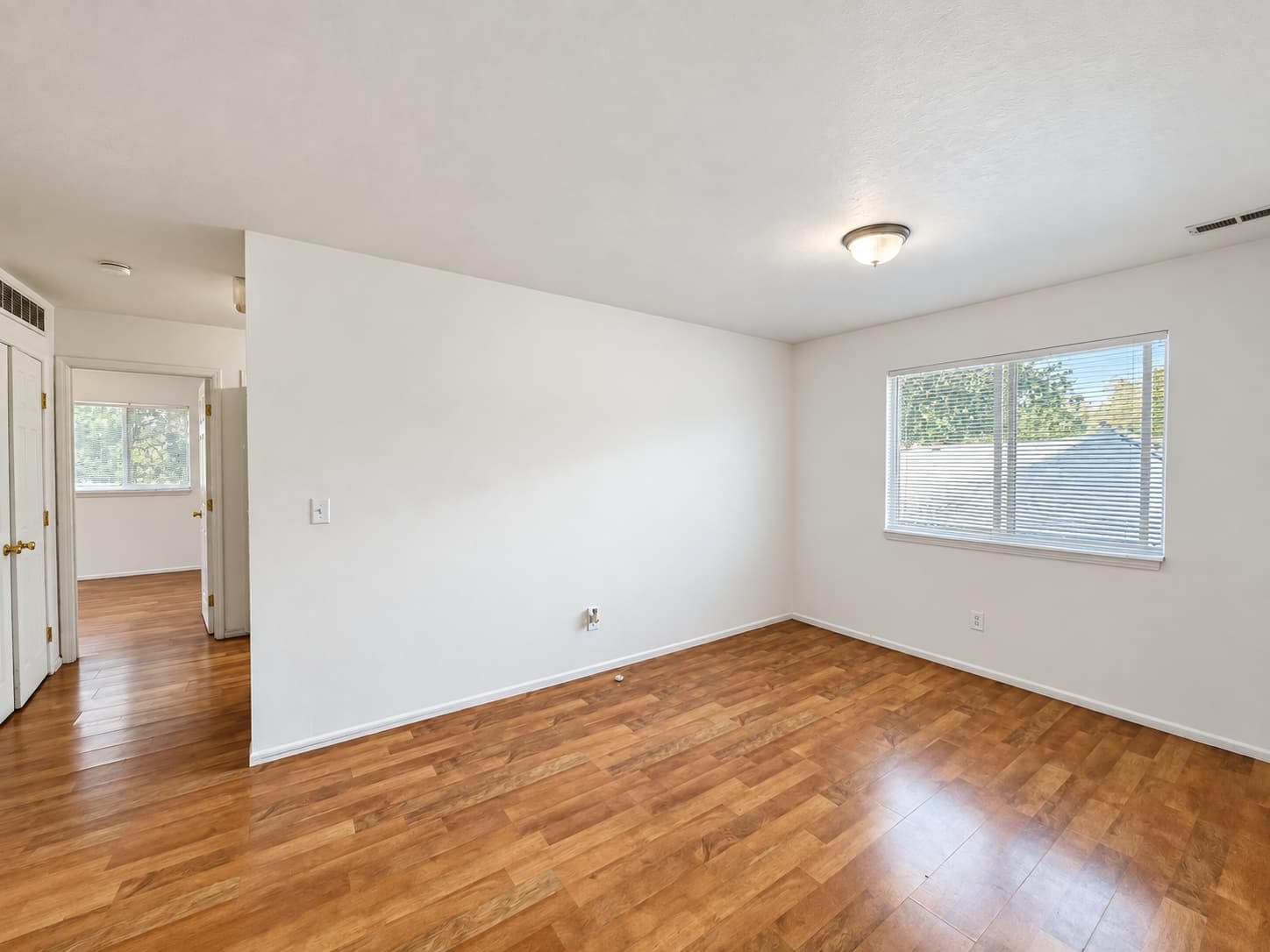 Salt Lake City Apartment: 935 W Genesee Ave