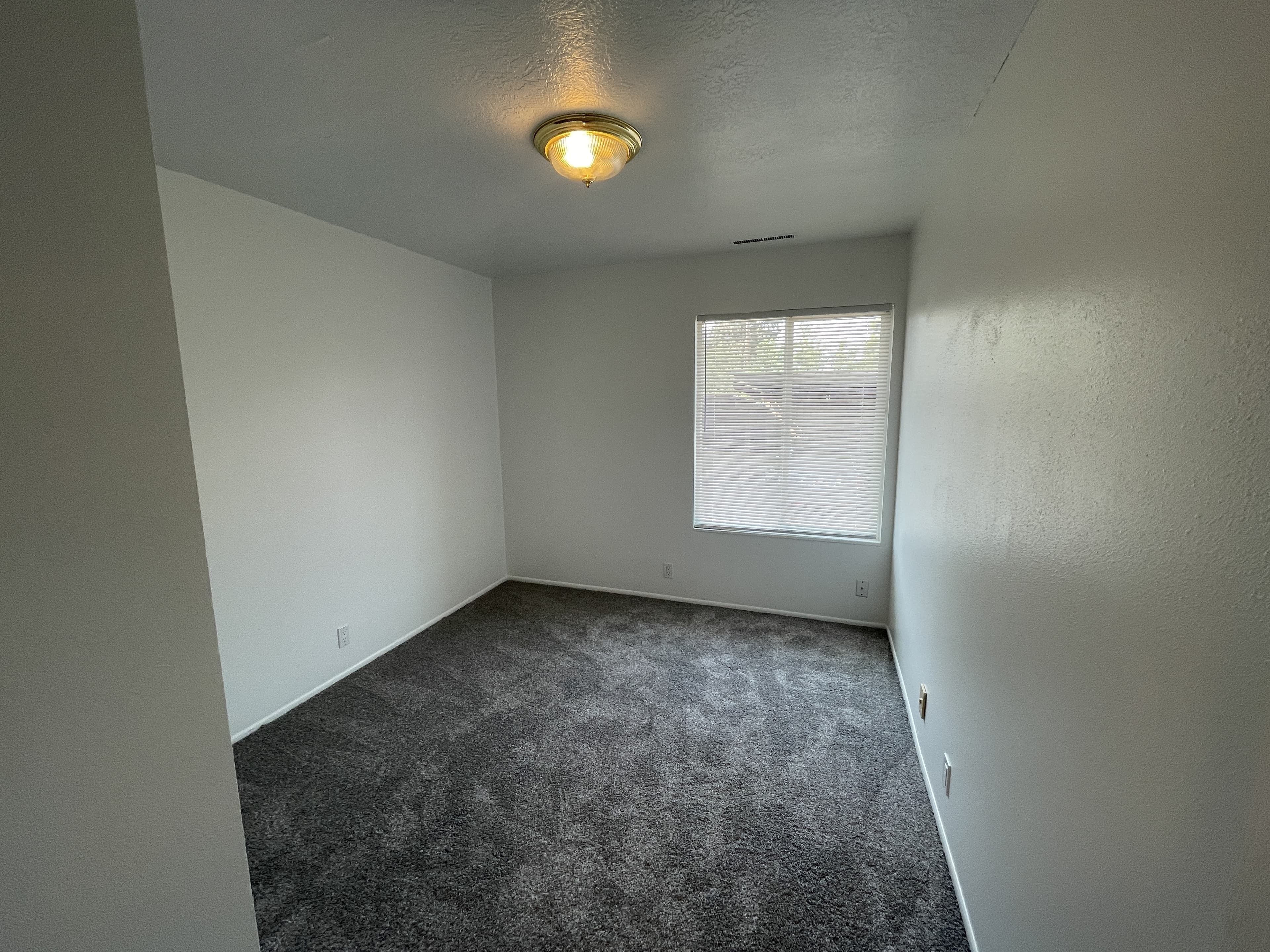 Bountiful Townhome: 898 W 4100 S