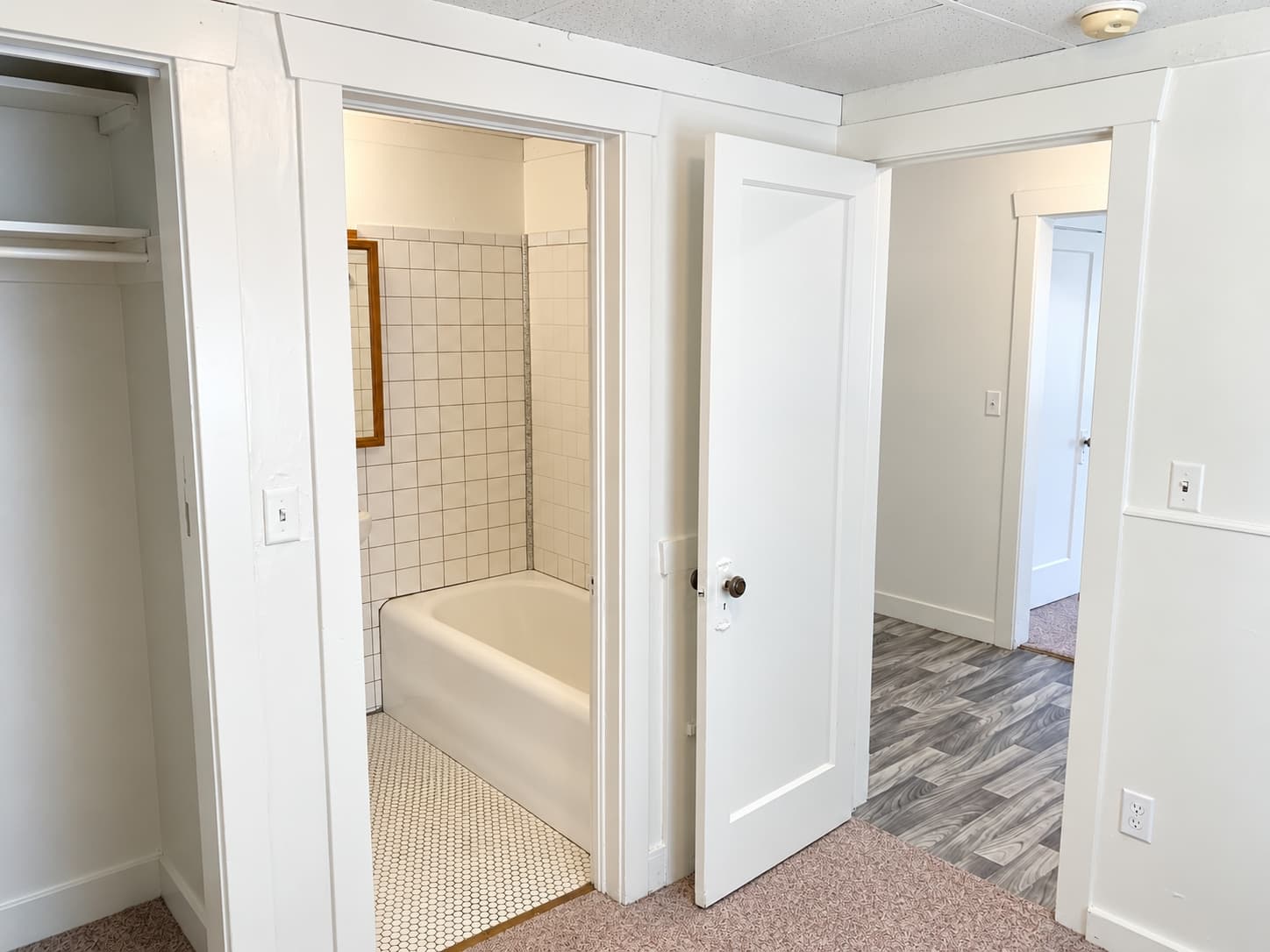 Salt Lake City Apartment: 250 S 500 E