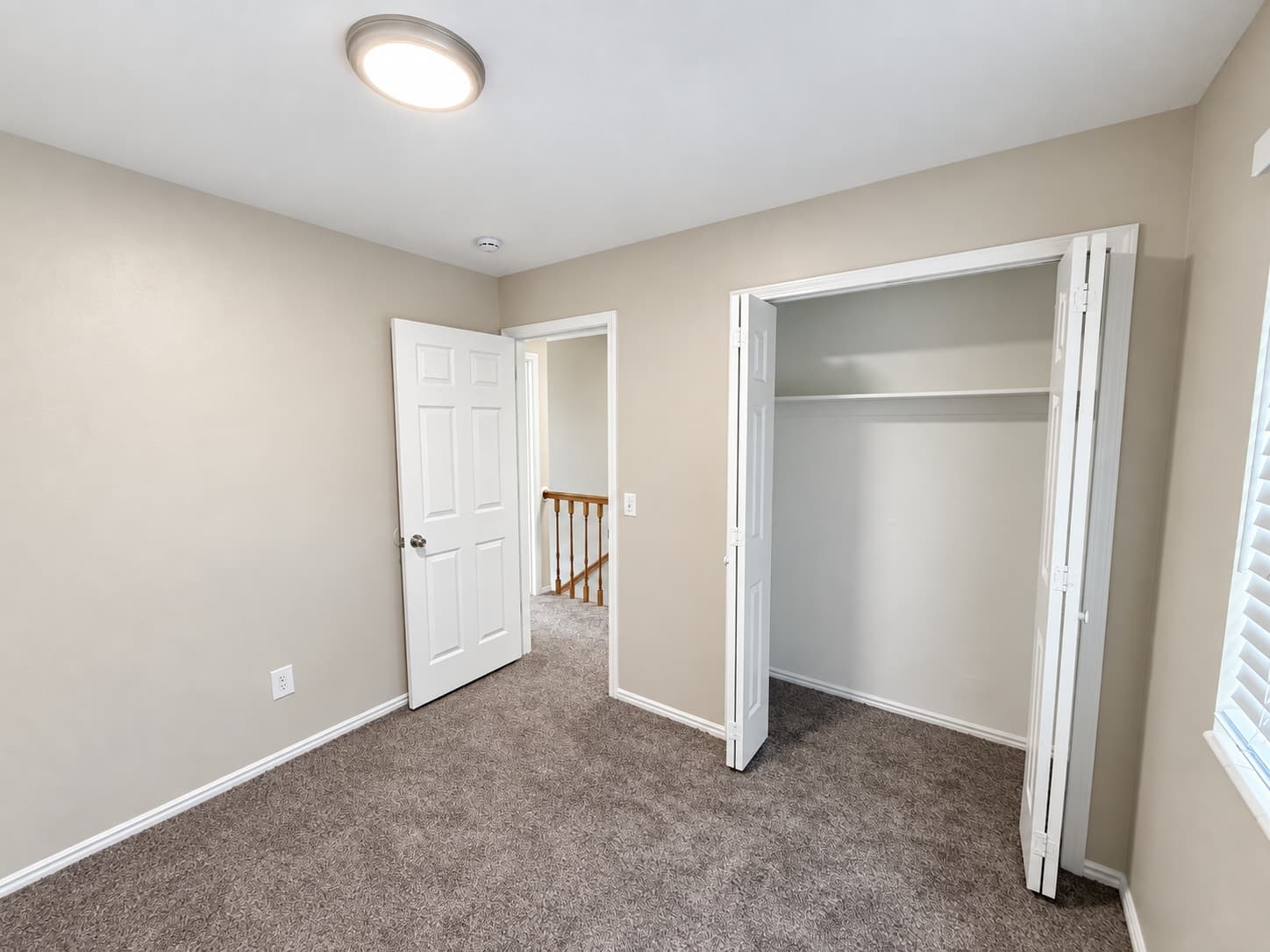 Centerville Townhome: 54 W 115 N
