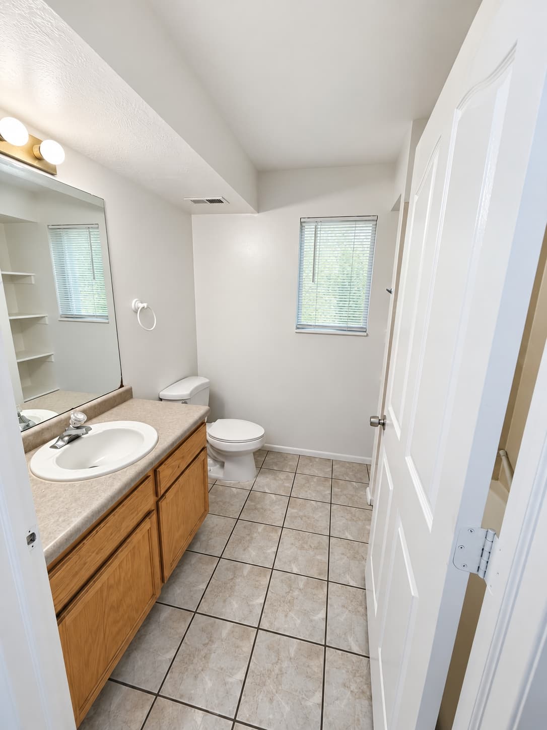 Salt Lake City Apartment: 945 W Genesee Ave