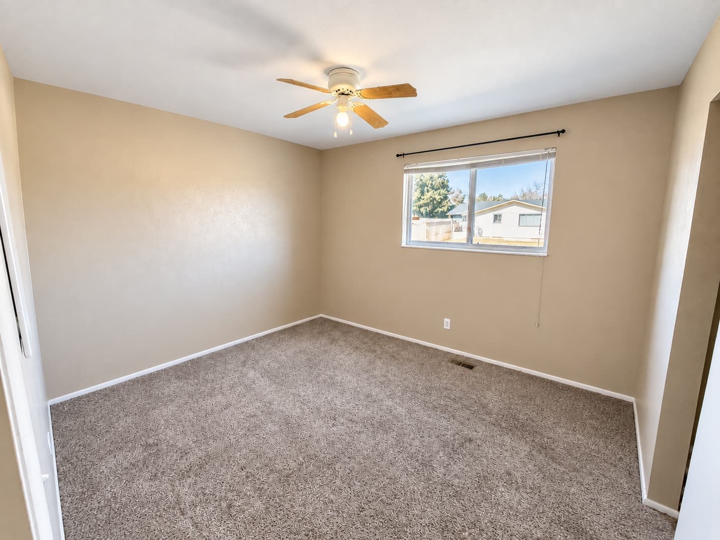 Orem Single Room: 811 S 75 E