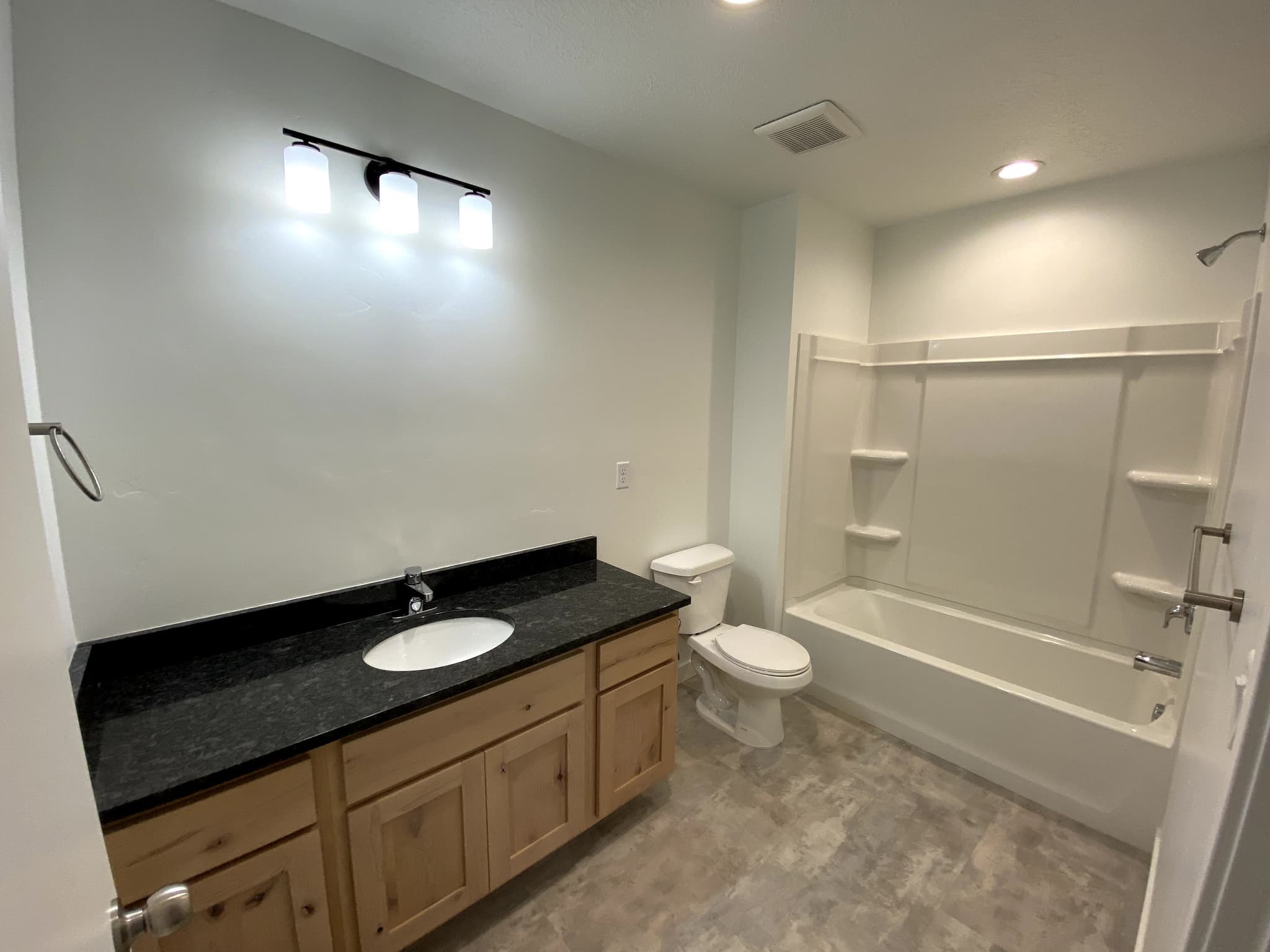 Bountiful Townhome: 437 W 200 N