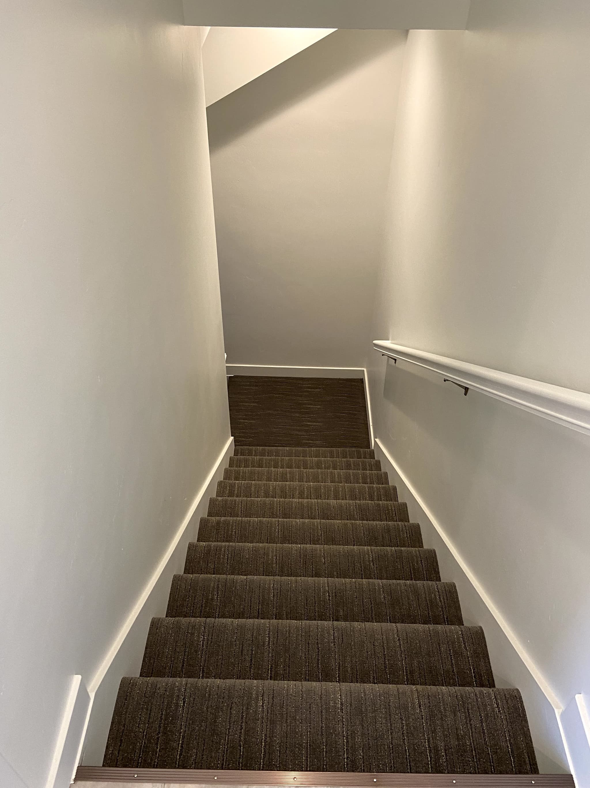 Bountiful Townhome: 437 W 200 N