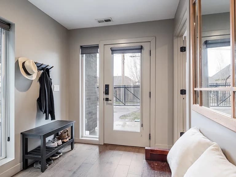 Salt Lake City Condo: 826 S West Temple