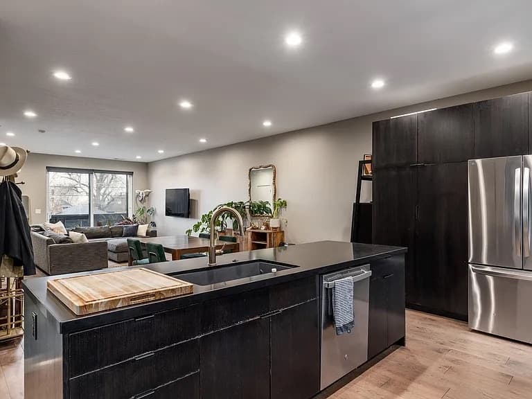 Salt Lake City Condo: 826 S West Temple