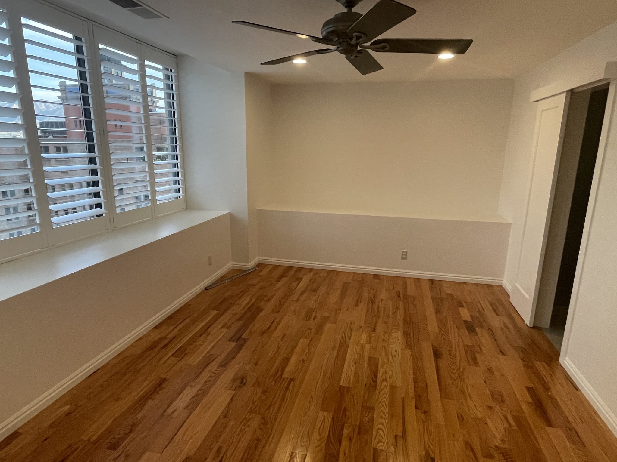 Salt Lake City Condo: 48 W Broadway