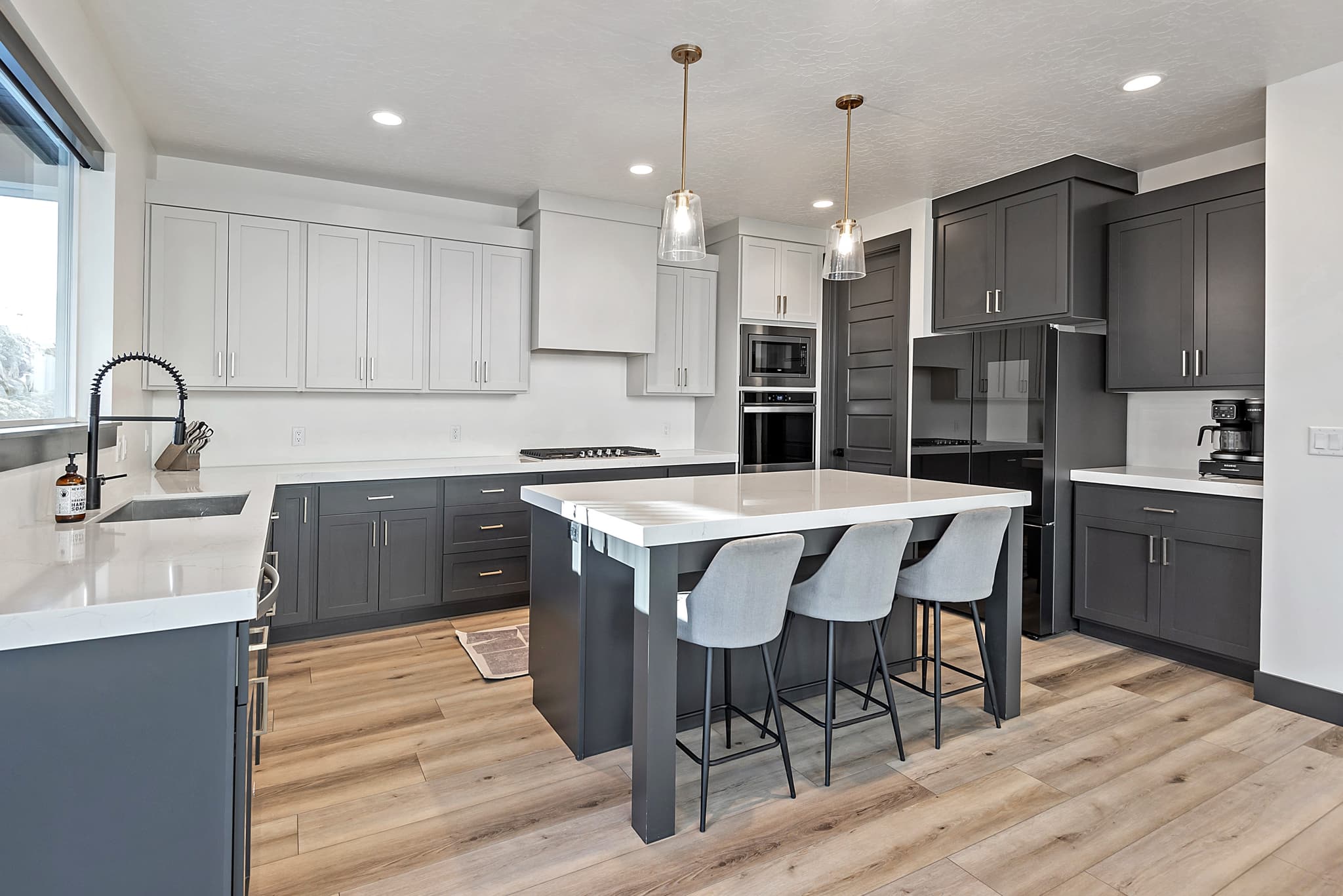 Saratoga Springs House: 423 W Red Wolf Dr