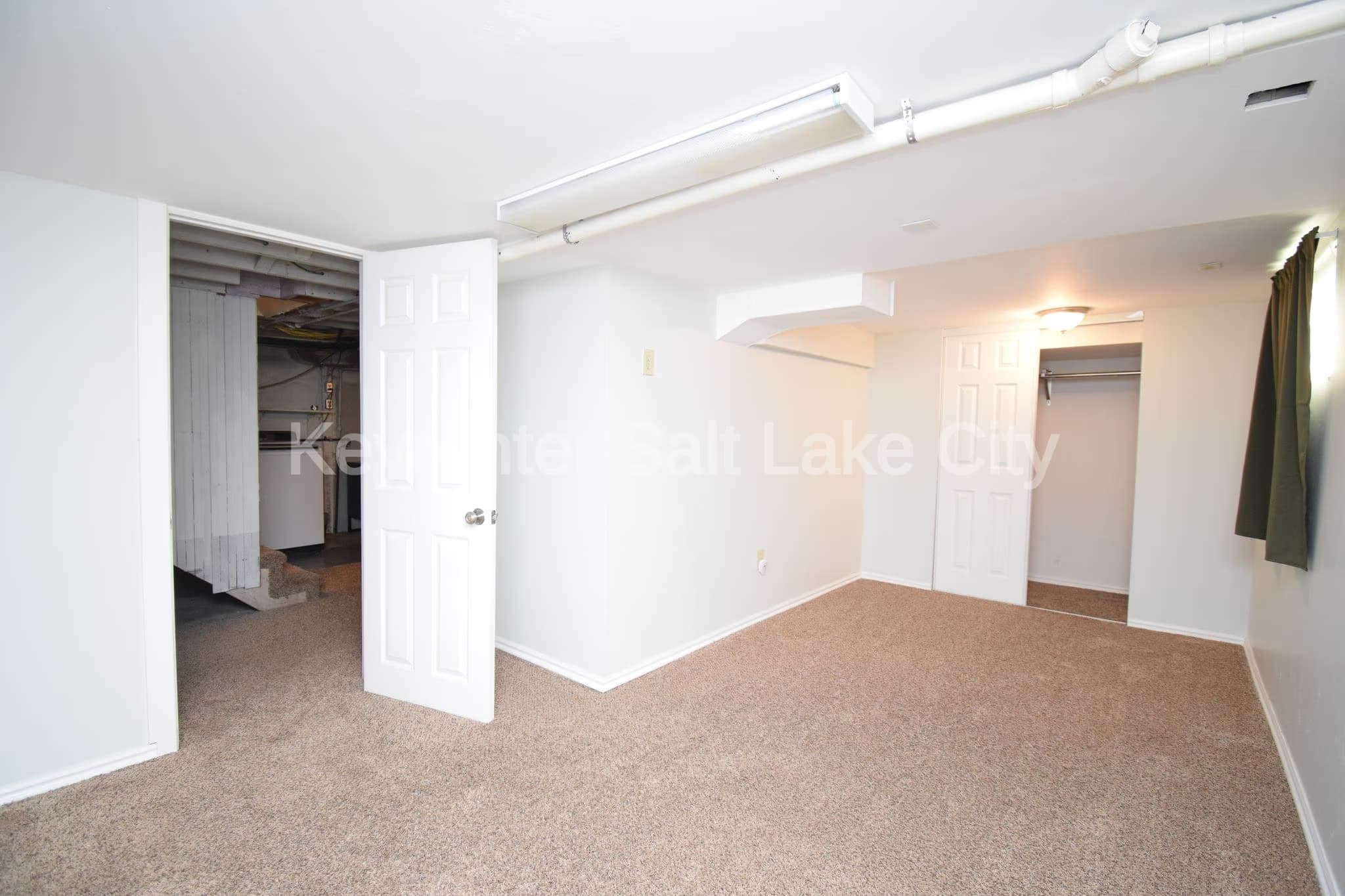 Salt Lake City House: 5806 S Highland Dr