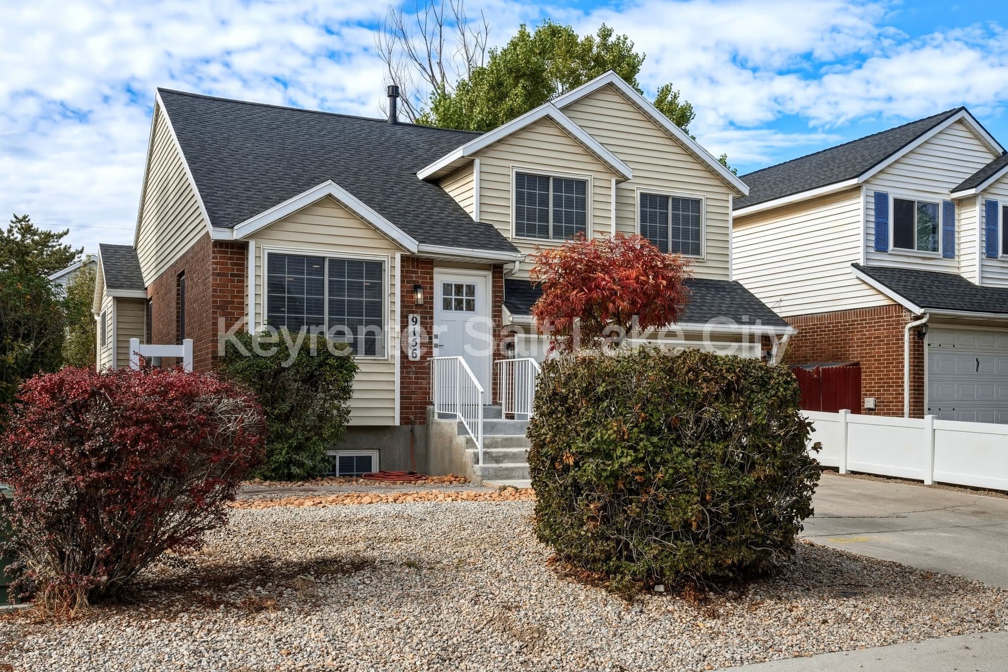 West Jordan House: 9156 S River Ridge Dr