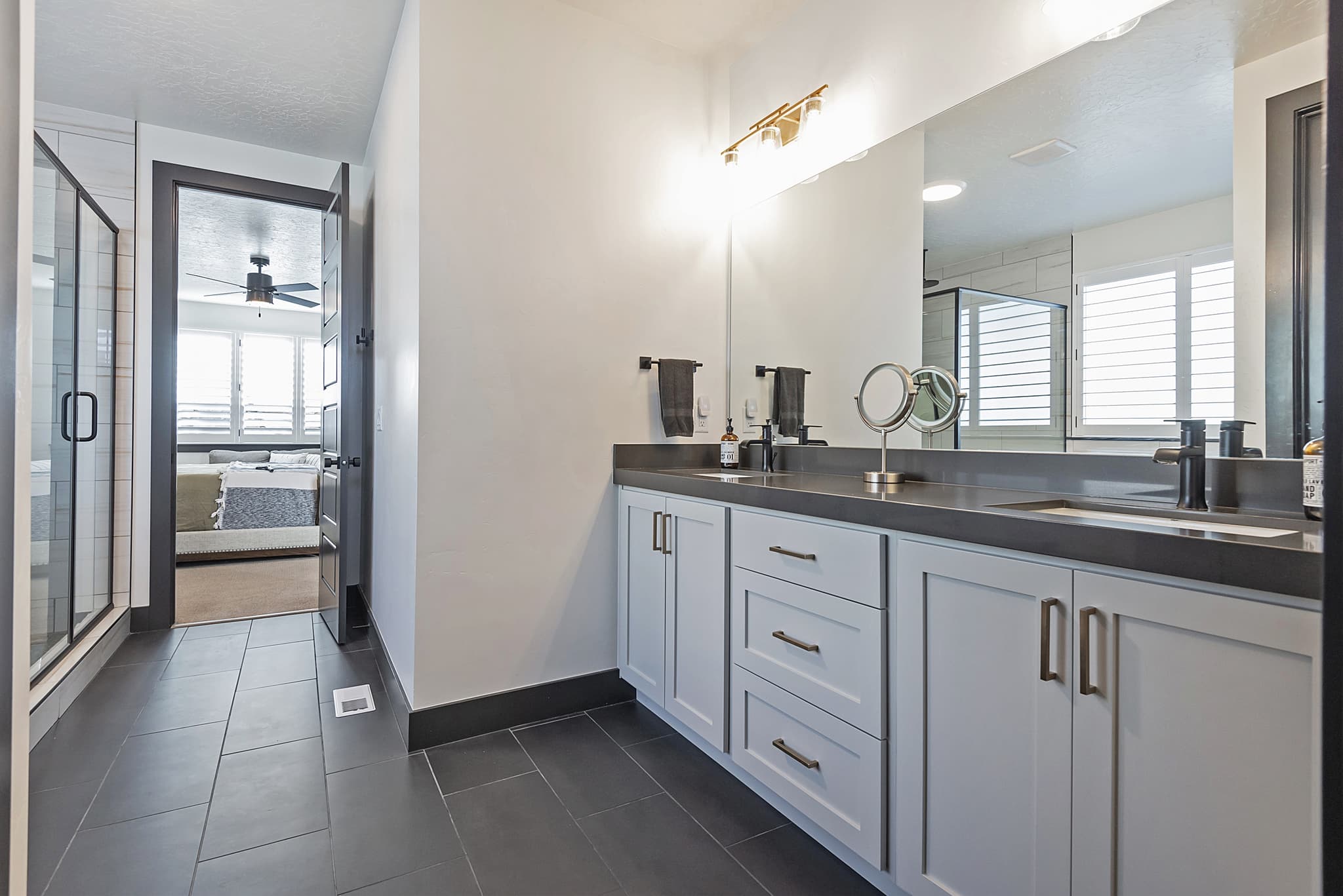 Saratoga Springs House: 423 W Red Wolf Dr