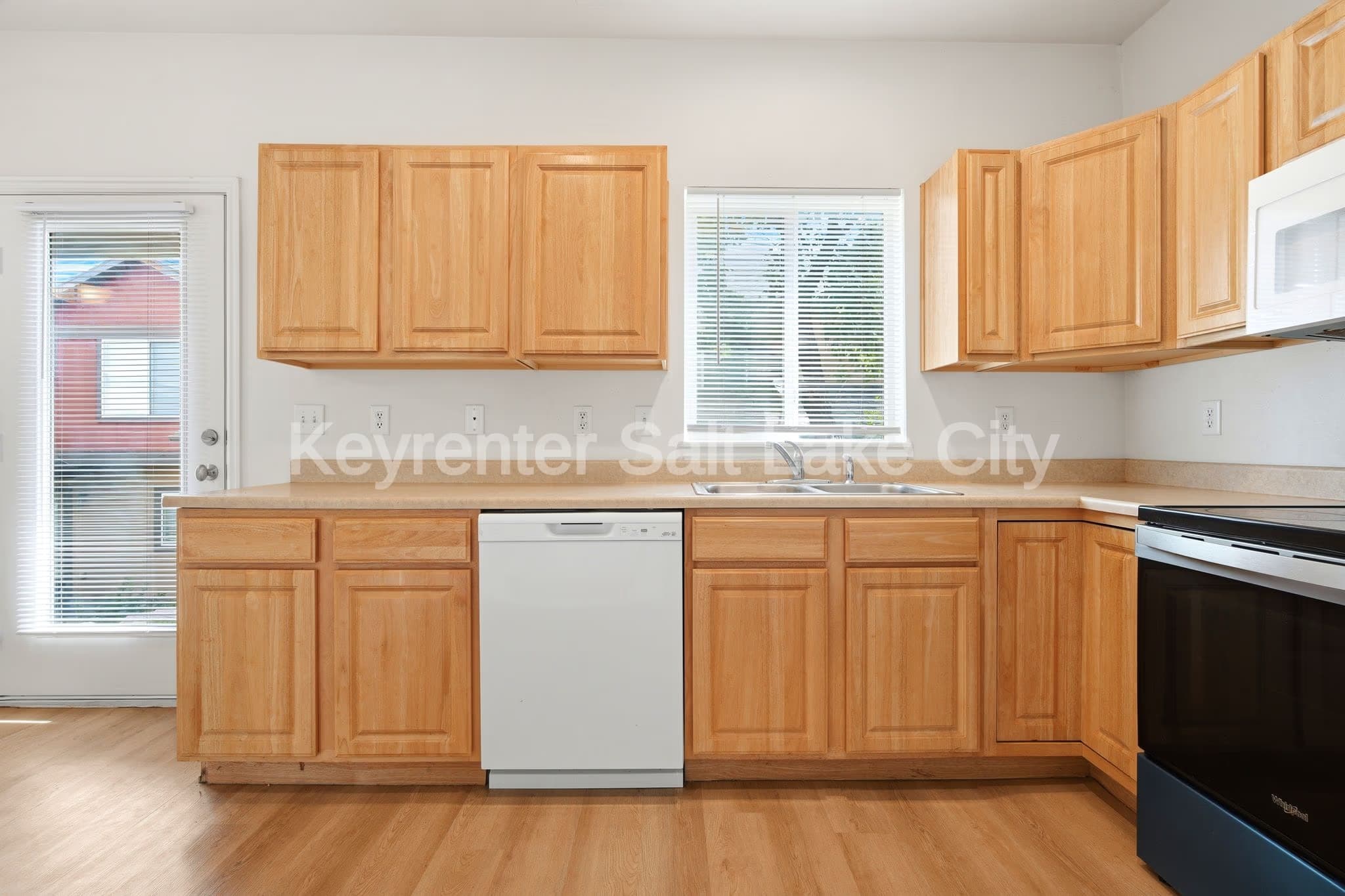 Herriman Townhome: 14493 S Stone Stream St