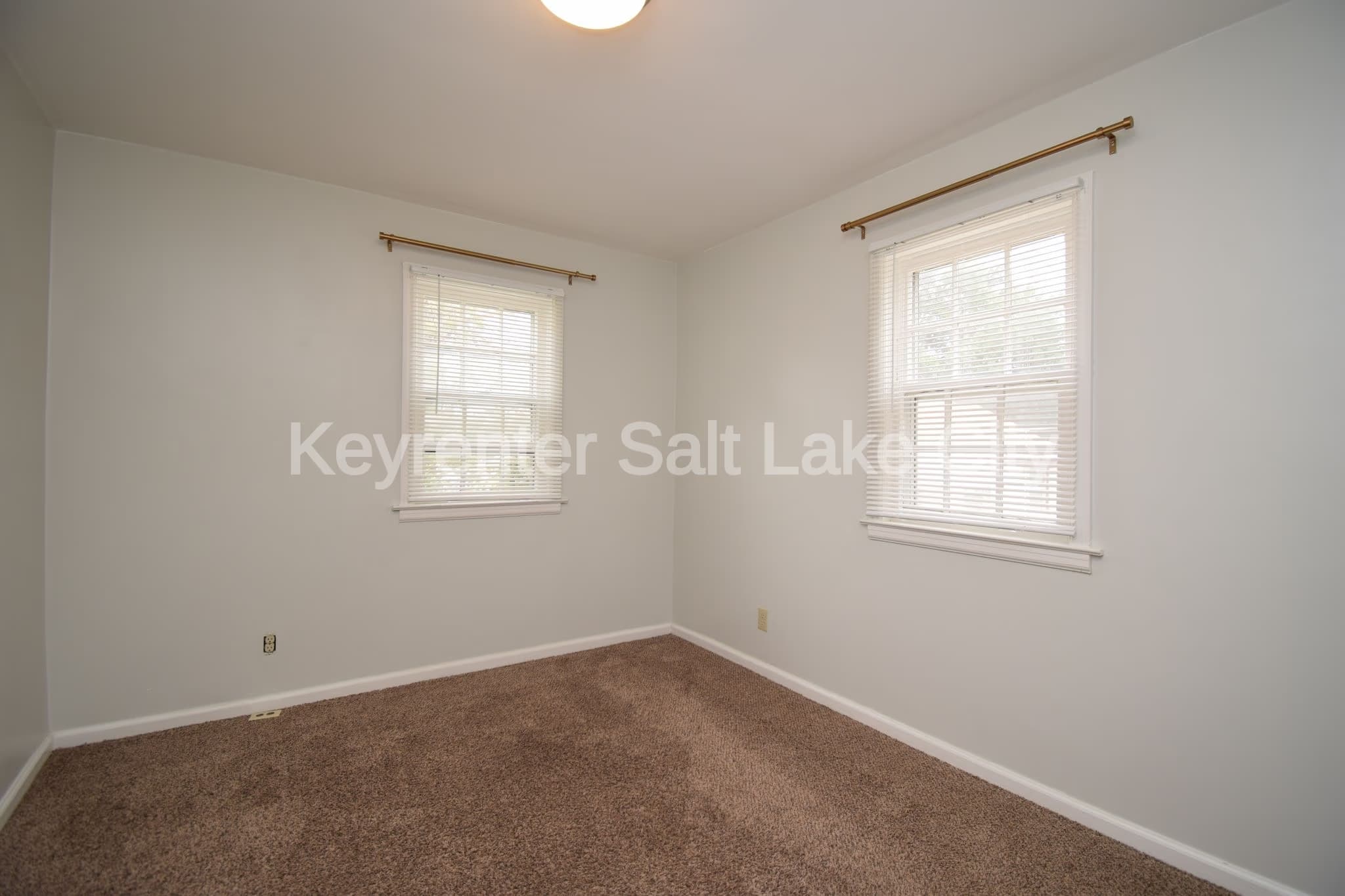 Salt Lake City House: 5806 S Highland Dr
