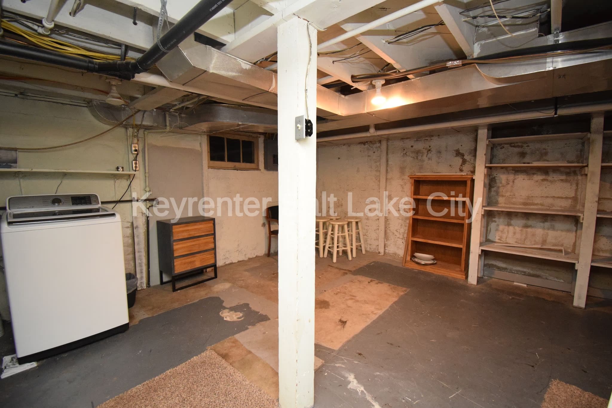 Salt Lake City House: 5806 S Highland Dr