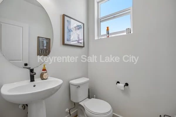 West Jordan Townhome: 7077 W Owens View Way