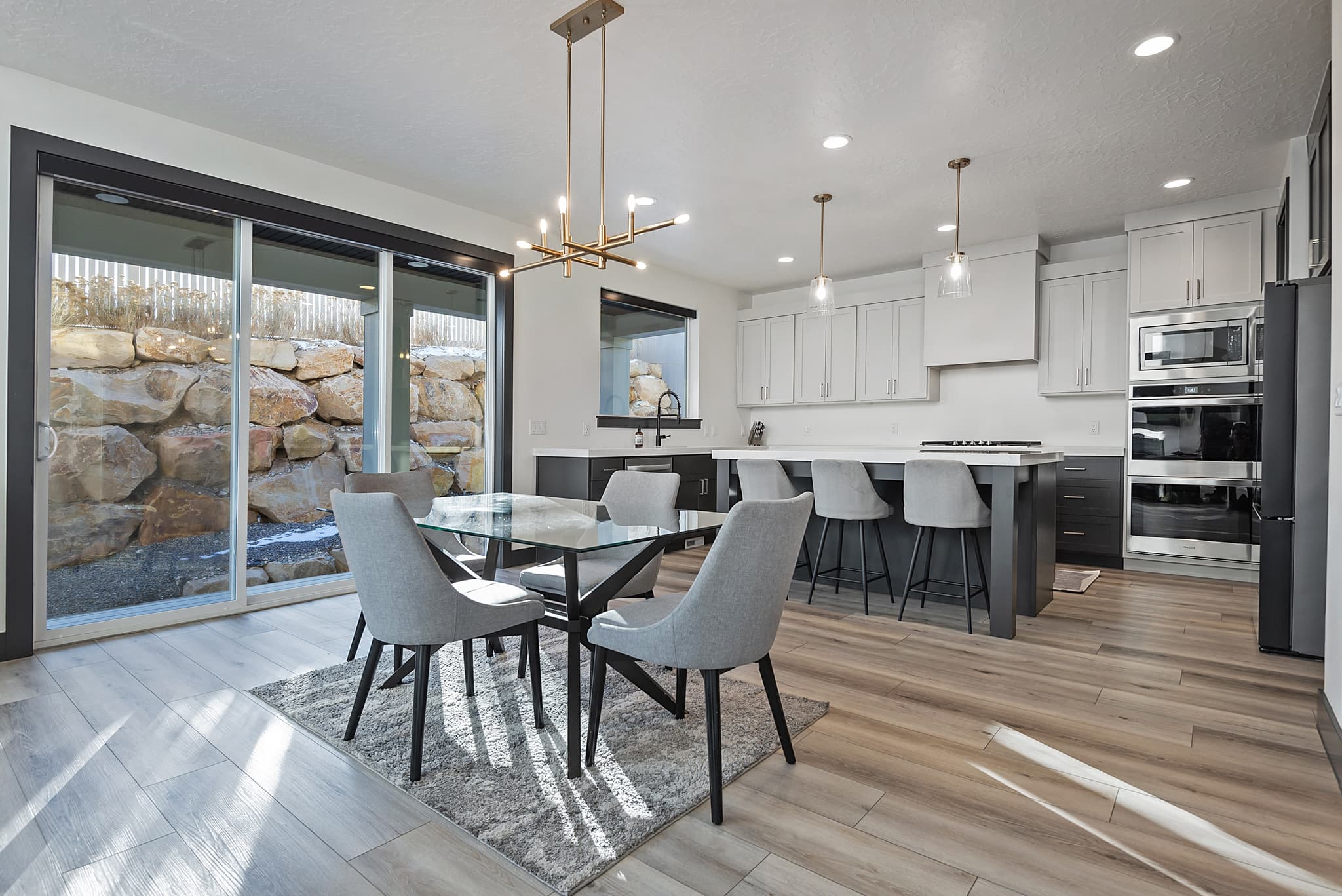 Saratoga Springs House: 423 W Red Wolf Dr