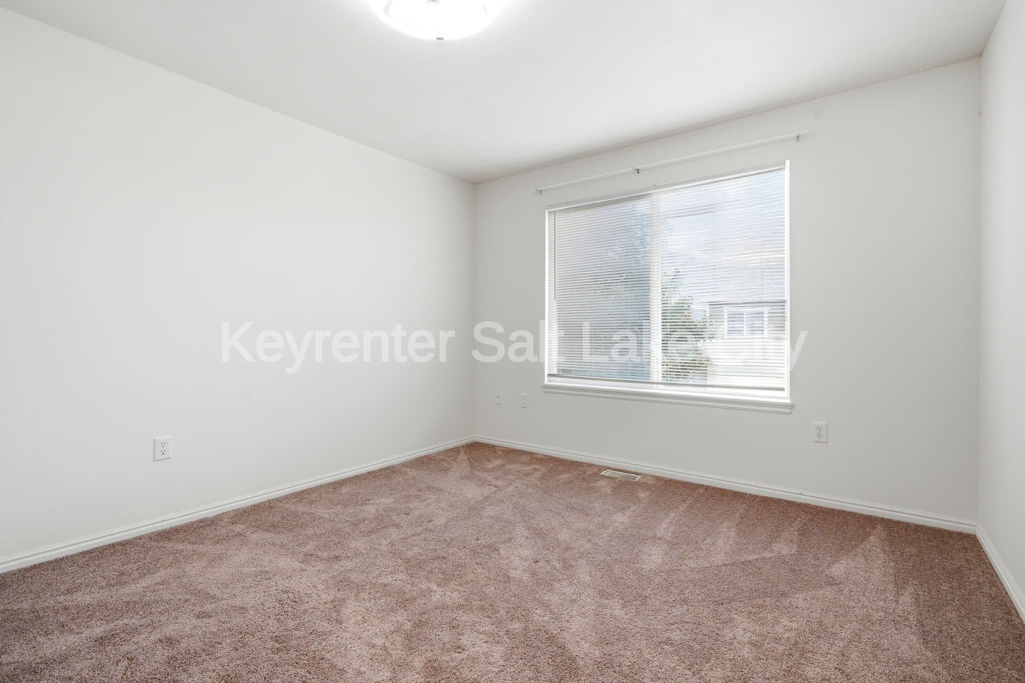 Herriman Townhome: 14493 S Stone Stream St