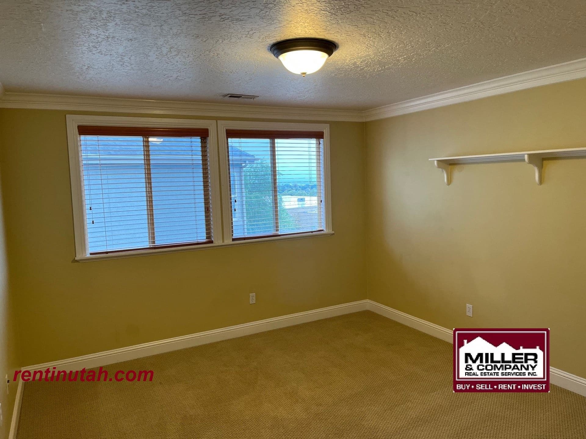 Sandy House: 10234 S. Eagle Cliff Way (1410 E)