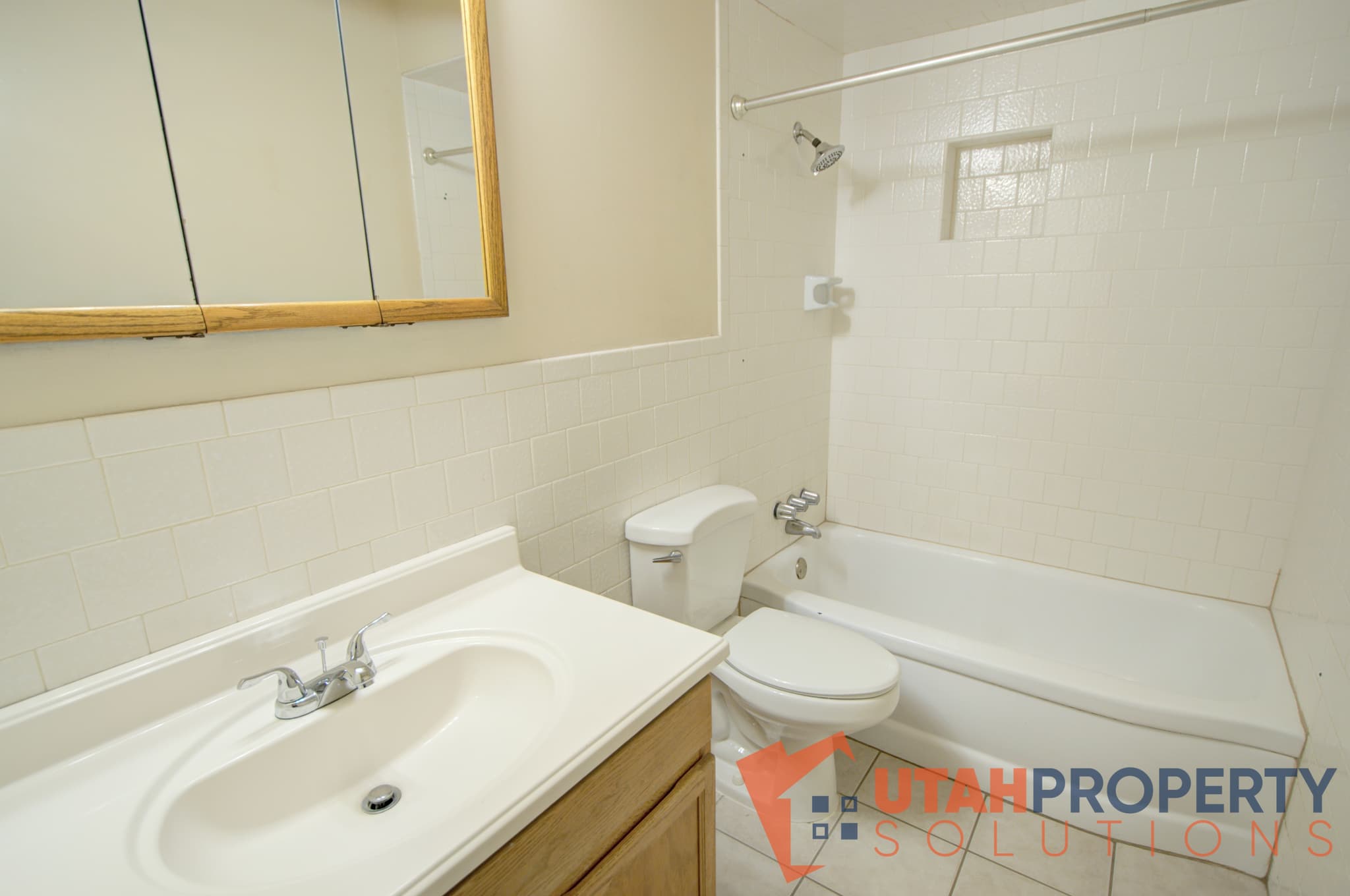 Salt Lake City House: 1532 W DuPont Ave