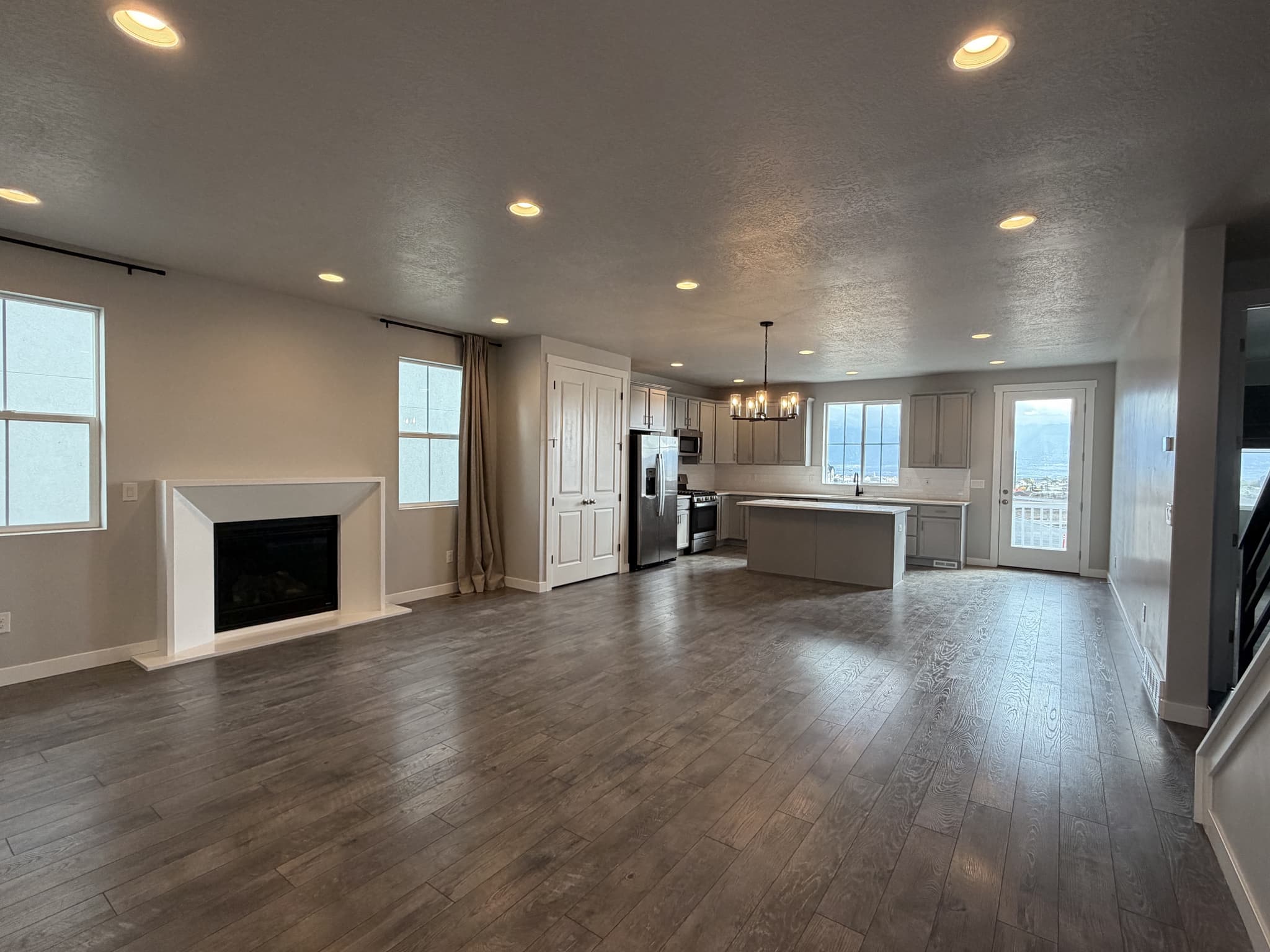 Herriman House: 12927 S Twisted Oak Dr