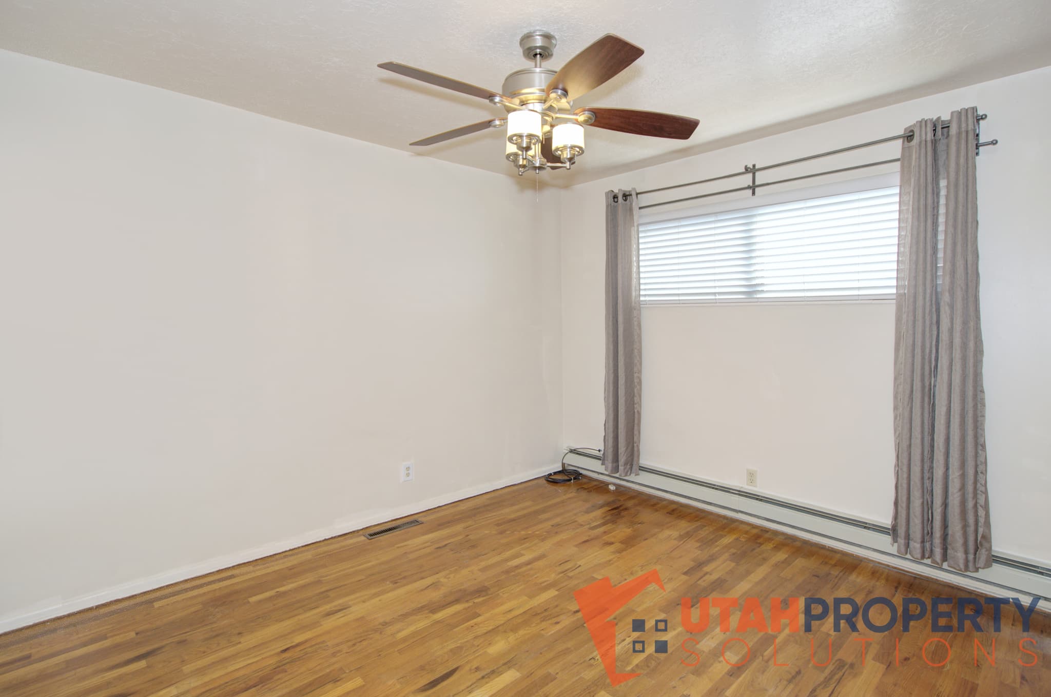 Salt Lake City House: 1532 W DuPont Ave
