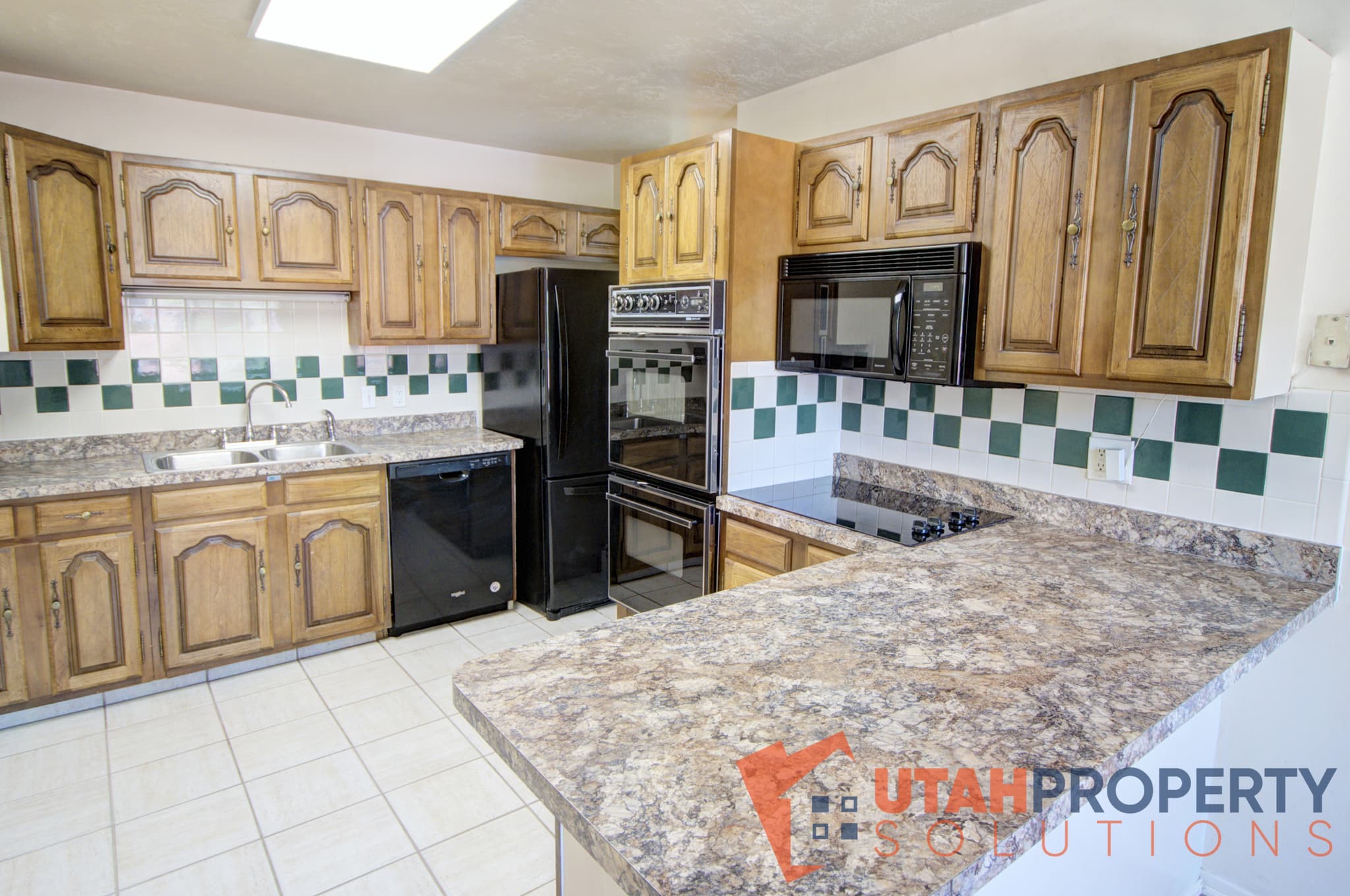Salt Lake City House: 1532 W DuPont Ave