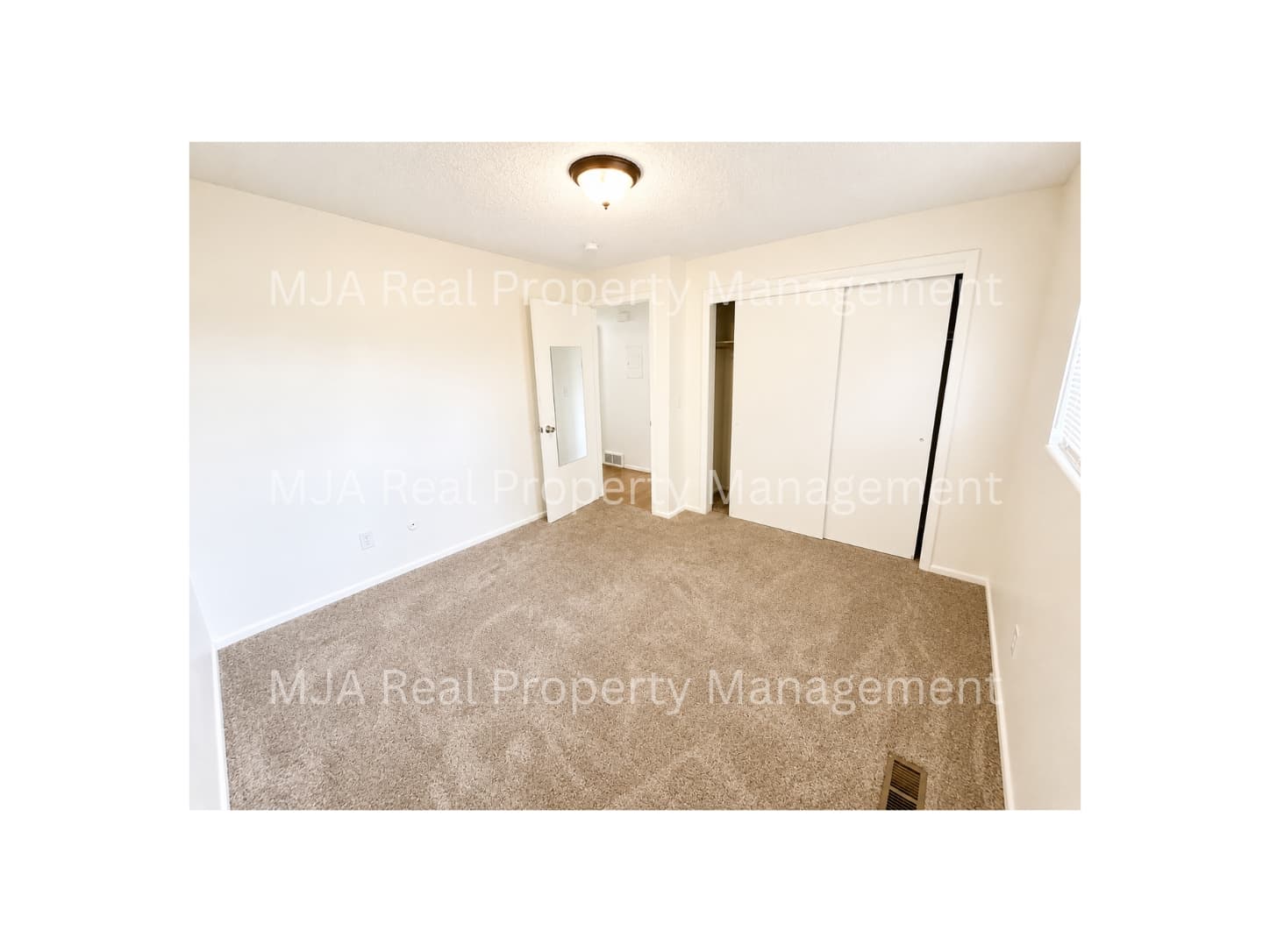 Clearfield Condo: 1428 W 300 N