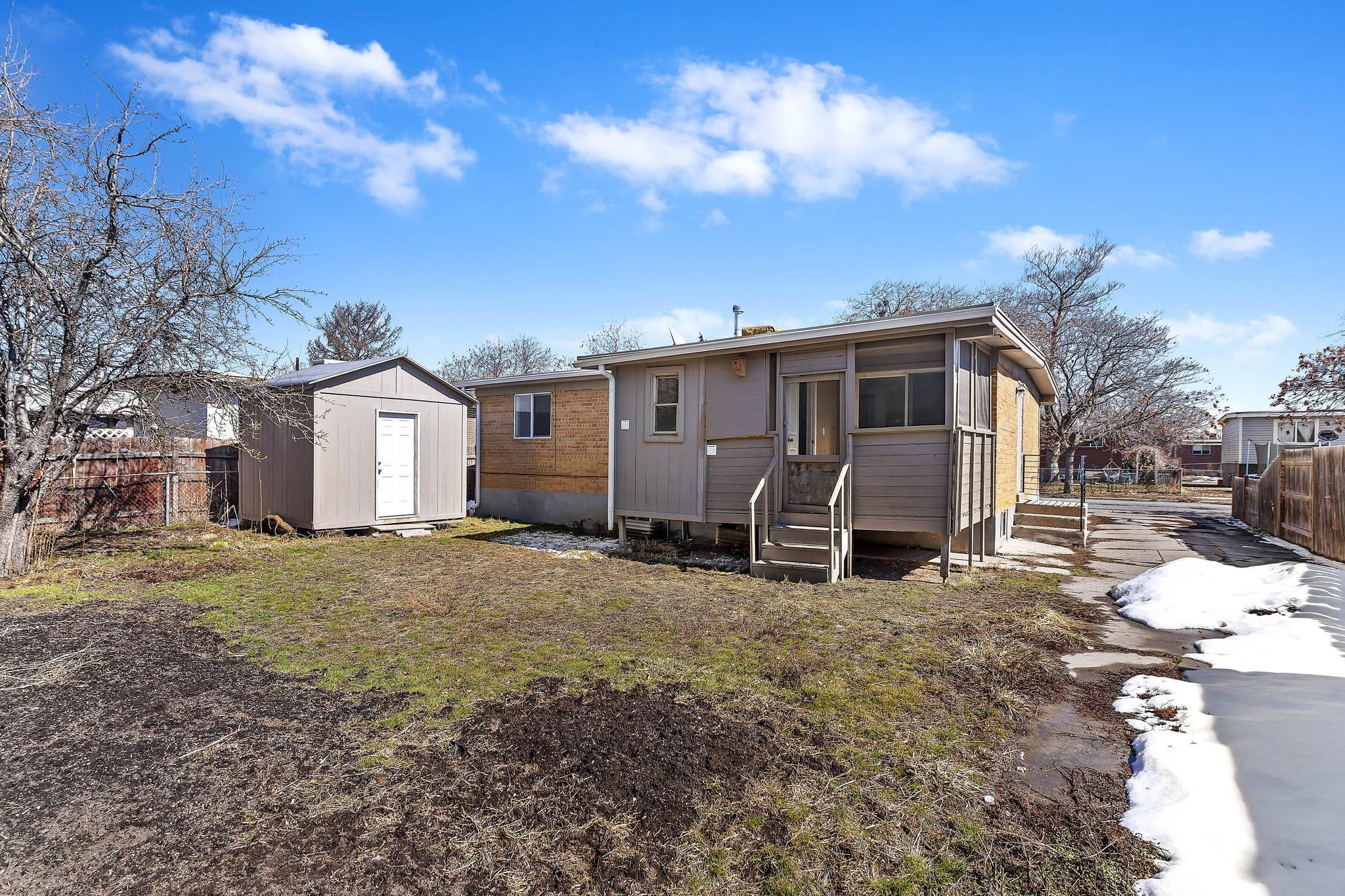 Salt Lake City House: 443 N Dorothea Way