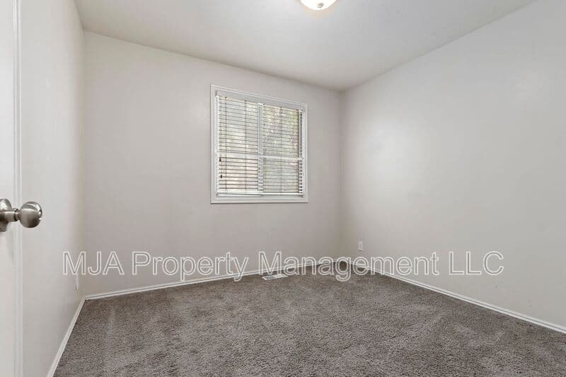 Provo Townhome: 715 N 1050 W