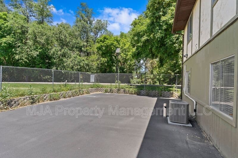 Provo Townhome: 715 N 1050 W