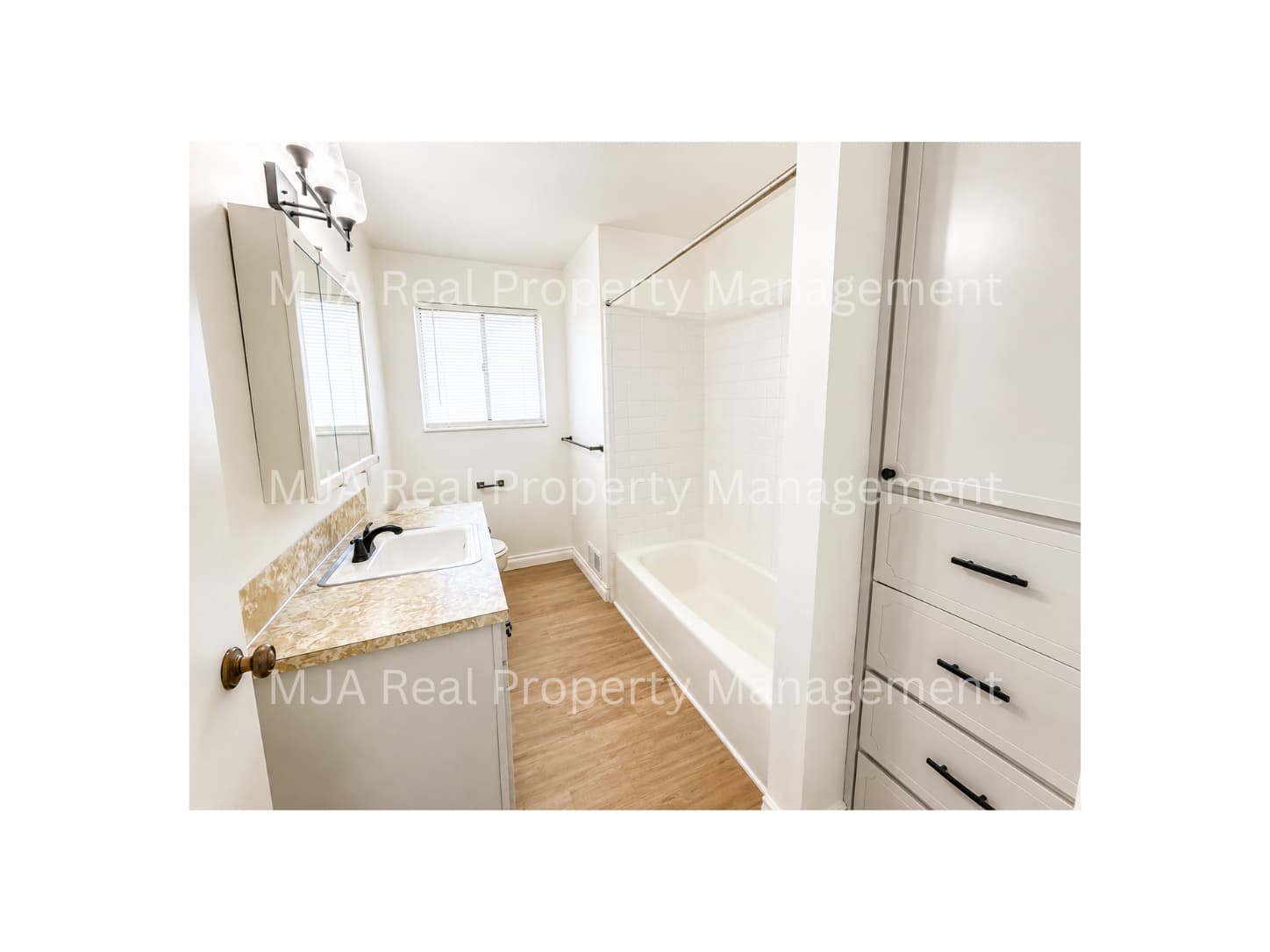 Clearfield Condo: 1428 W 300 N