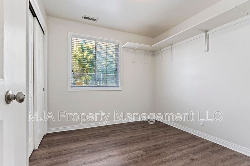 Provo Townhome: 715 N 1050 W