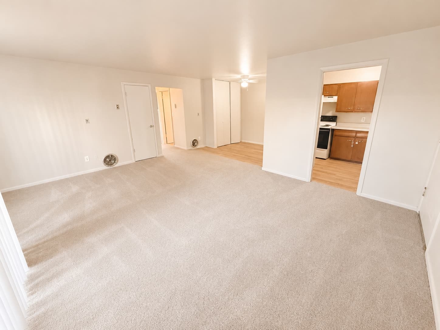 West Valley City Apartment: 2640 W 3800 S