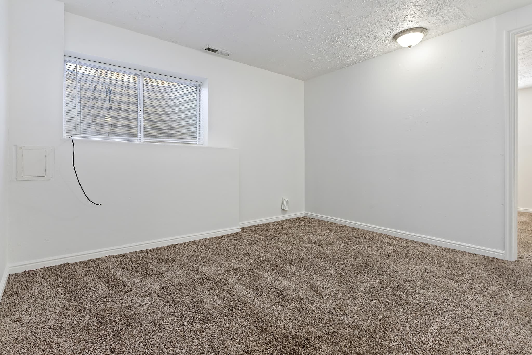 Salt Lake City House: 443 N Dorothea Way