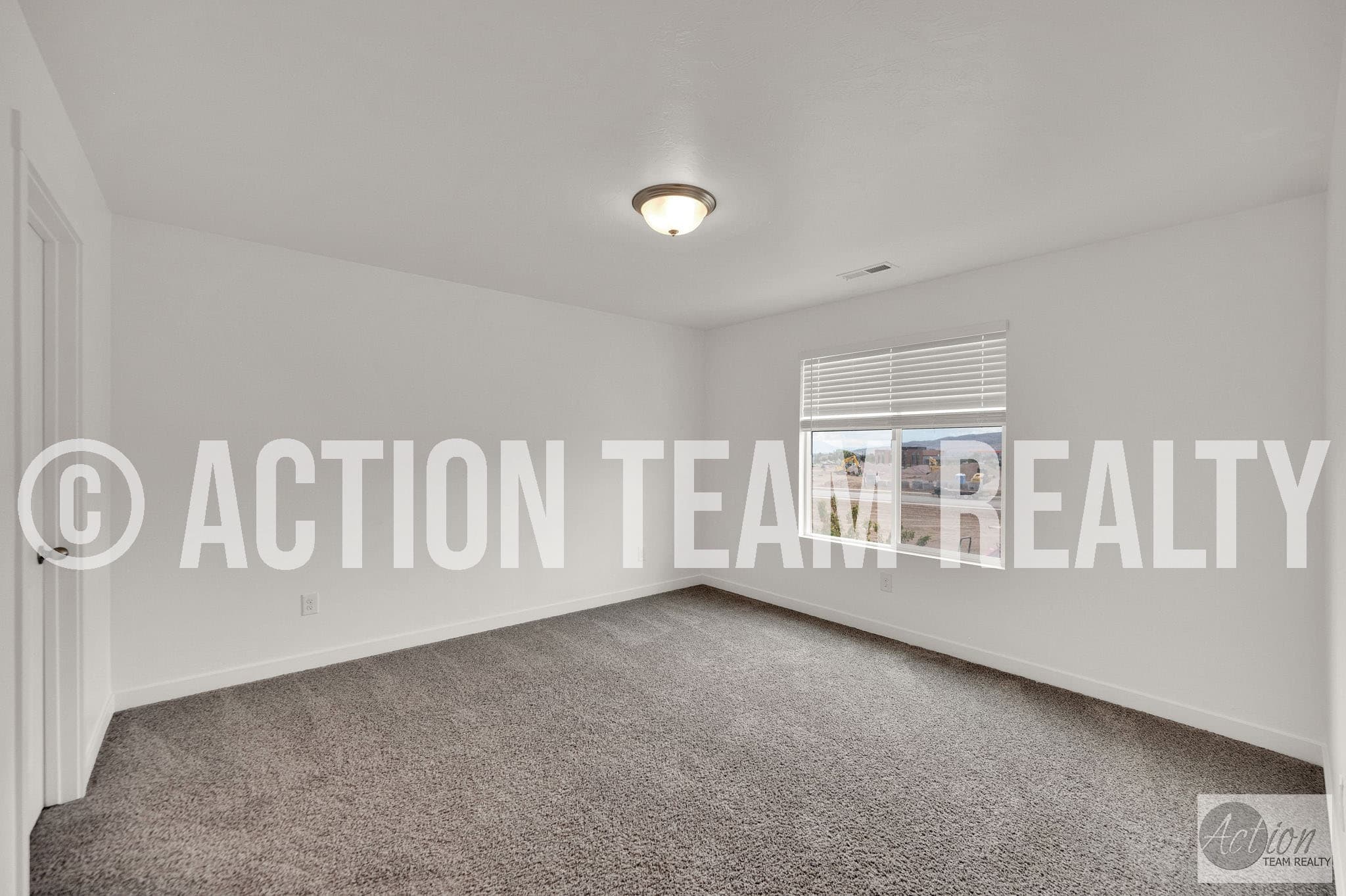 Herriman Townhome: 5113 W Vibrato St