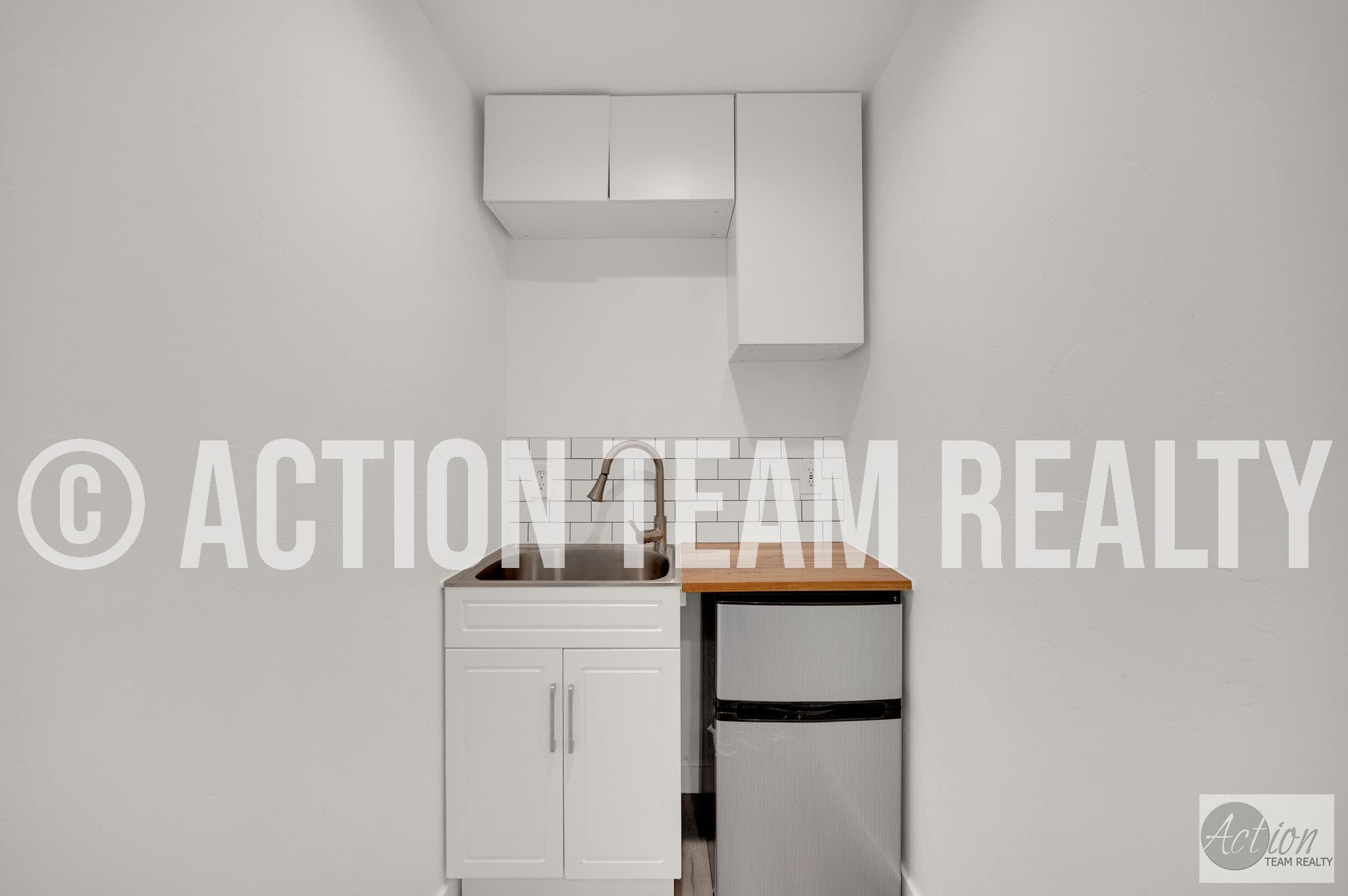 Herriman Townhome: 5113 W Vibrato St