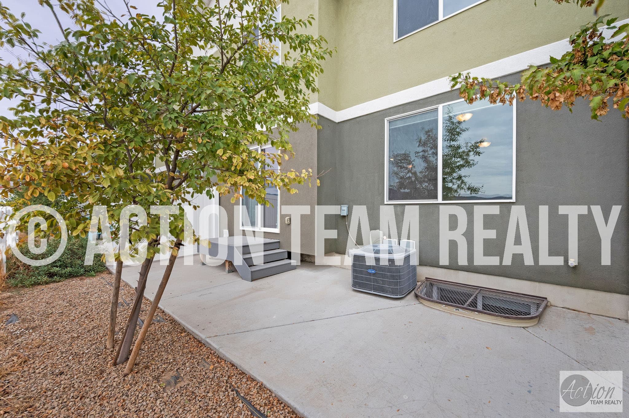 Herriman Townhome: 5113 W Vibrato St