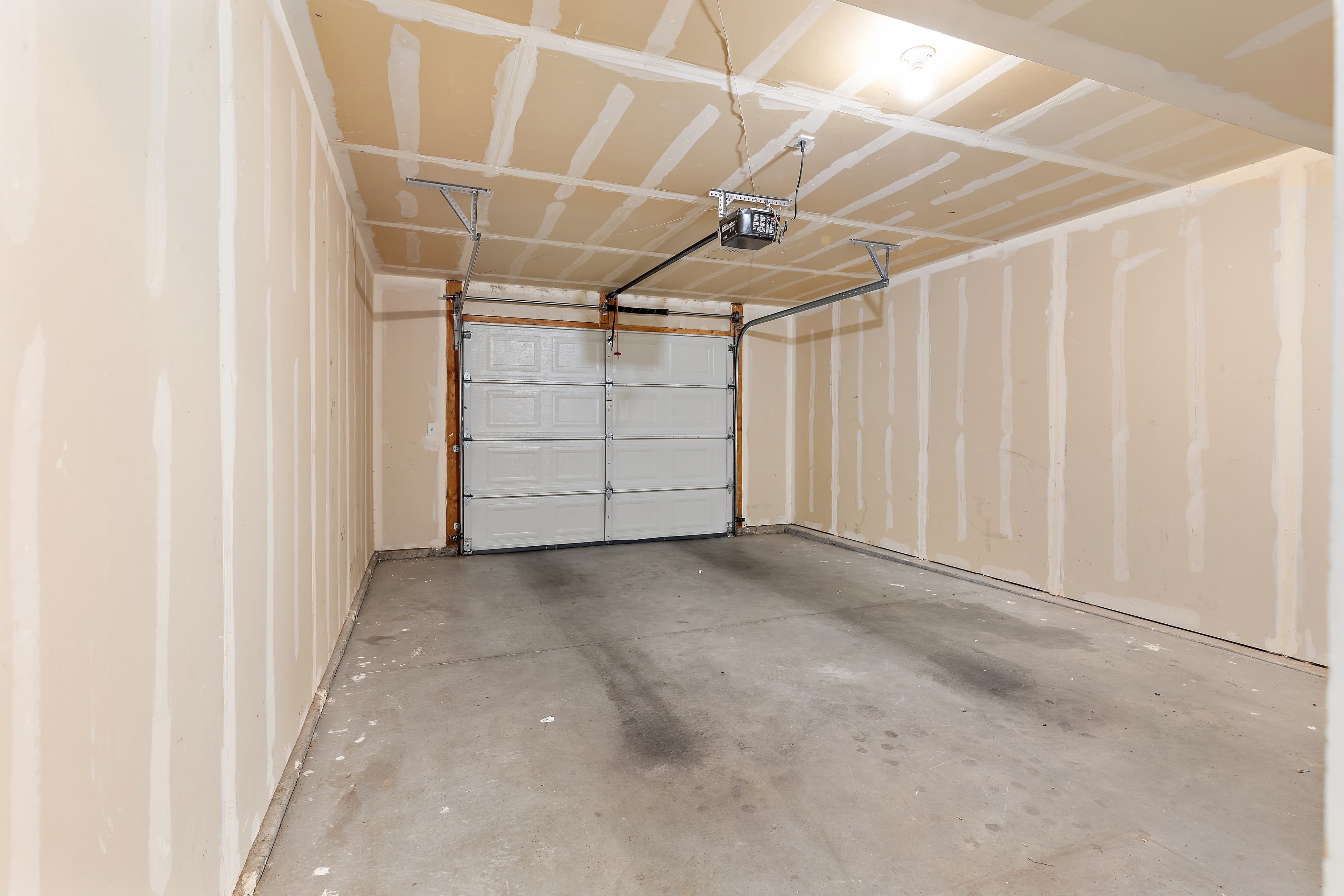 Vineyard Multiplex: 254 N 750 E