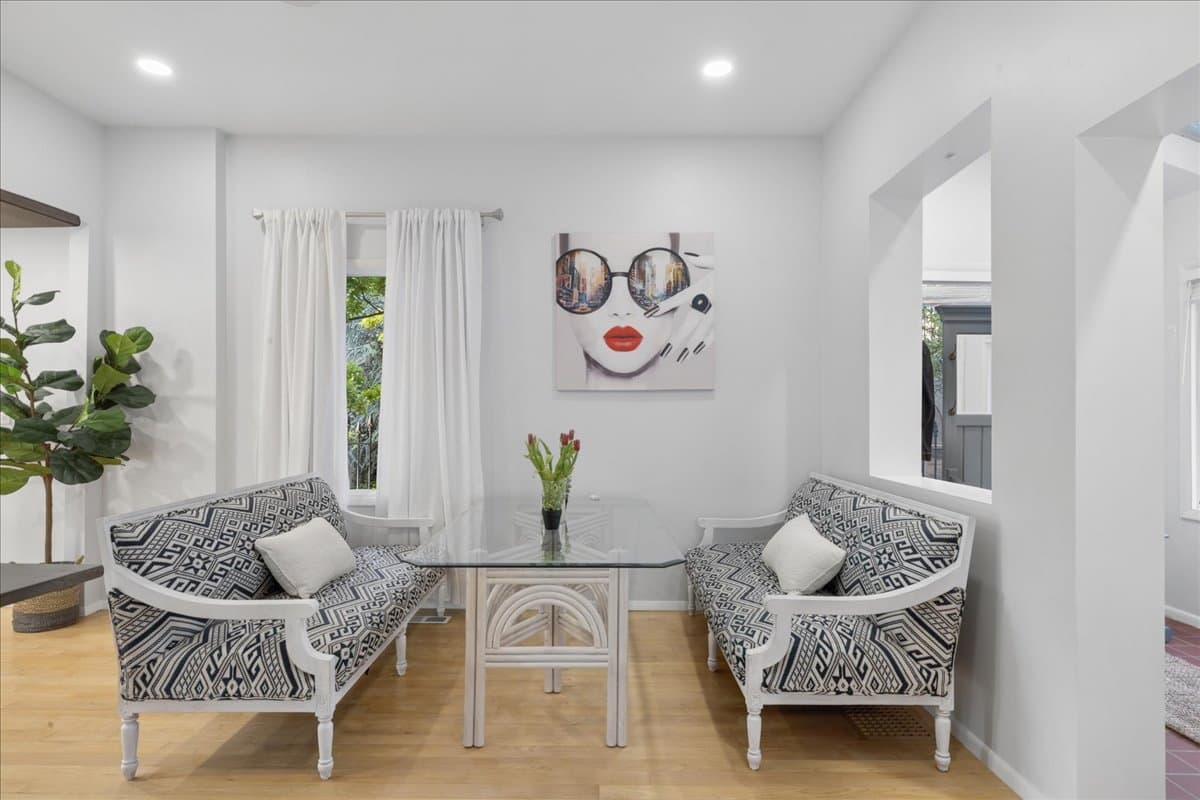 Salt Lake City House: 611 N Westcapitol St