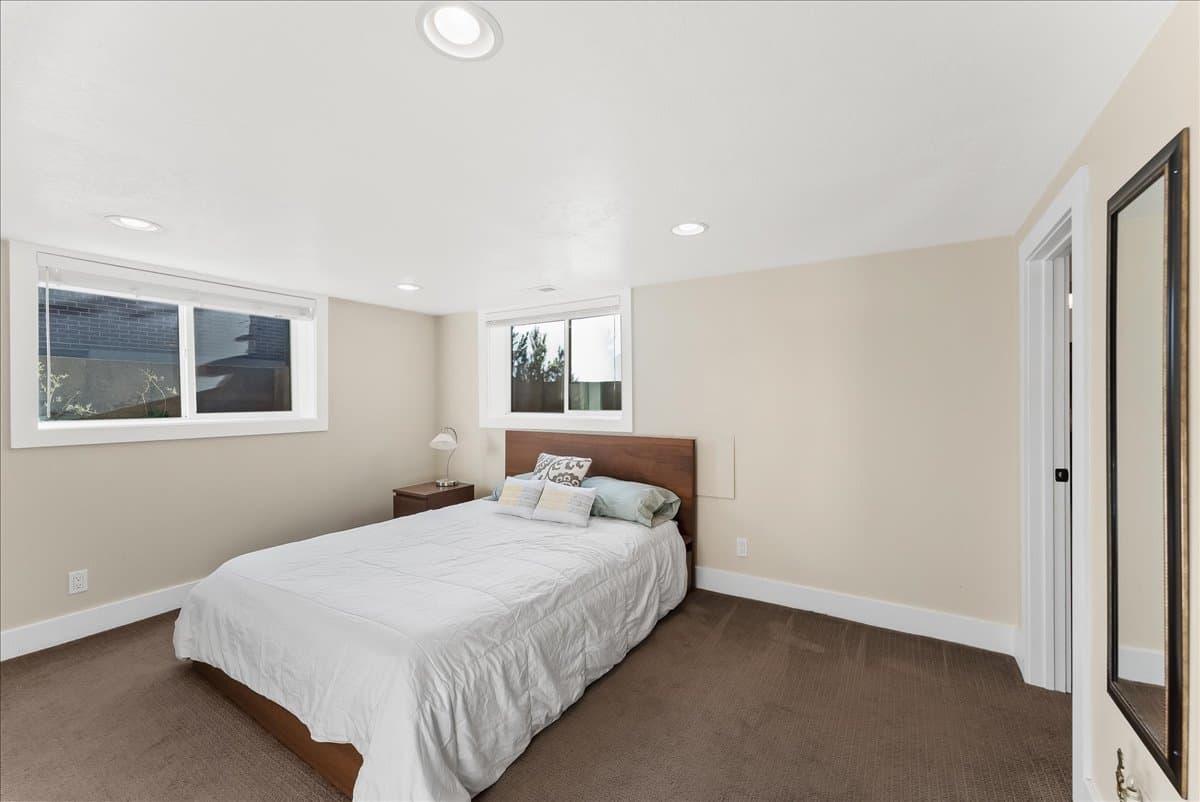 Salt Lake City House: 2165 S King St