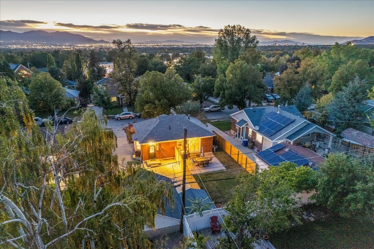 Salt Lake City House: 2165 S King St